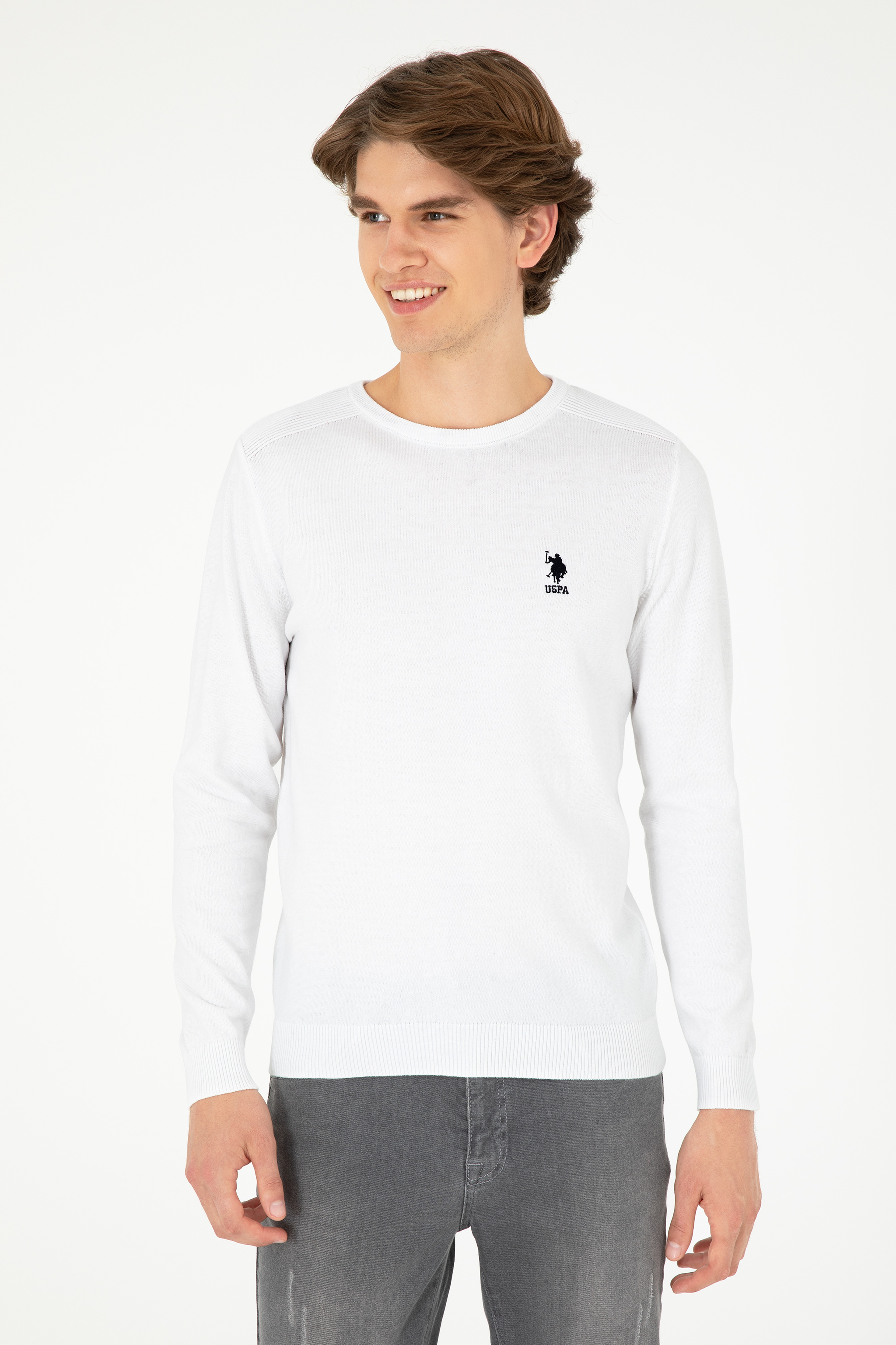 Erkek Slim Fit Bisiklet Yaka Beyaz Basic Kazak - Image 1