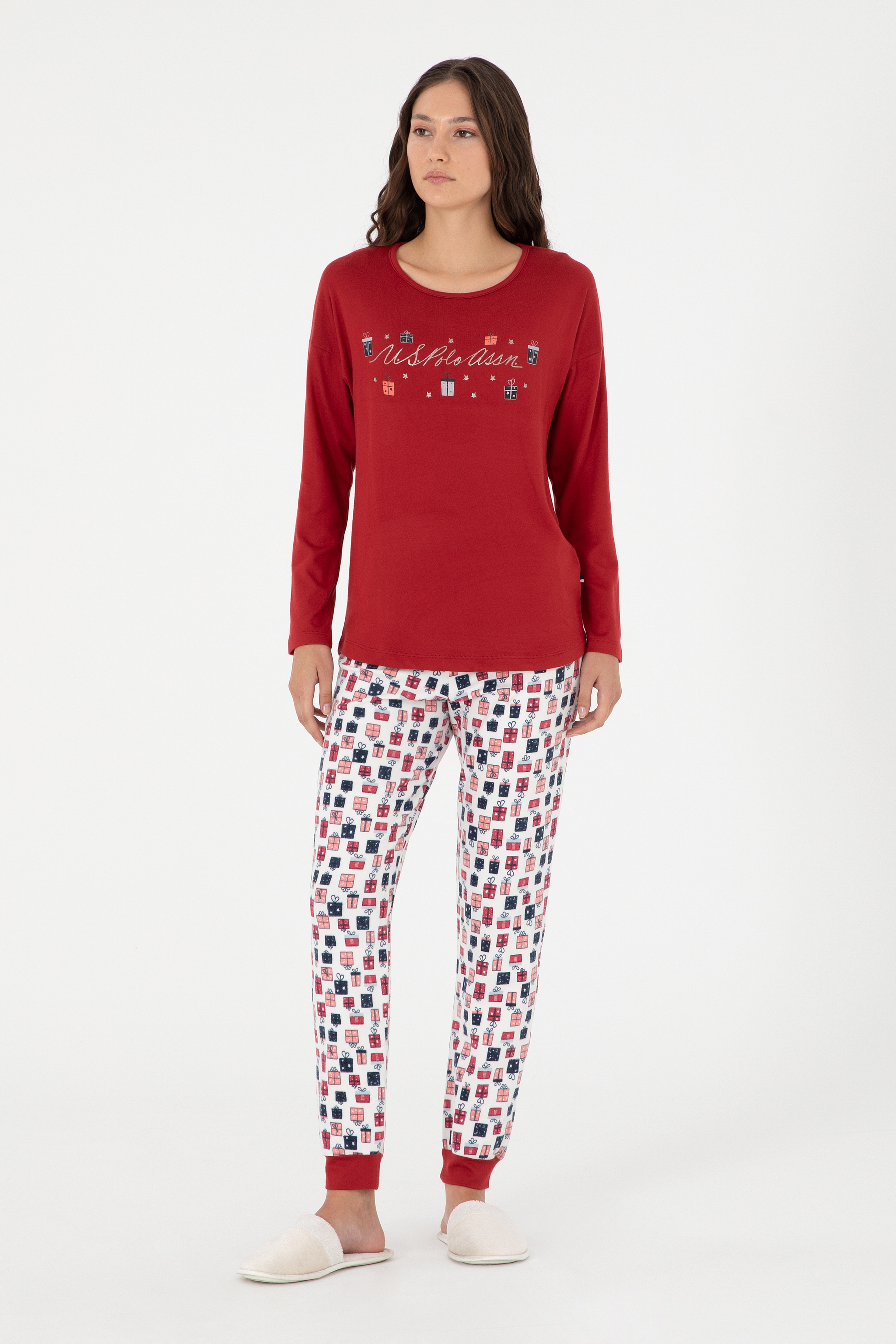 Kadın Bordo Yılbalı Temalı Pijama Takım