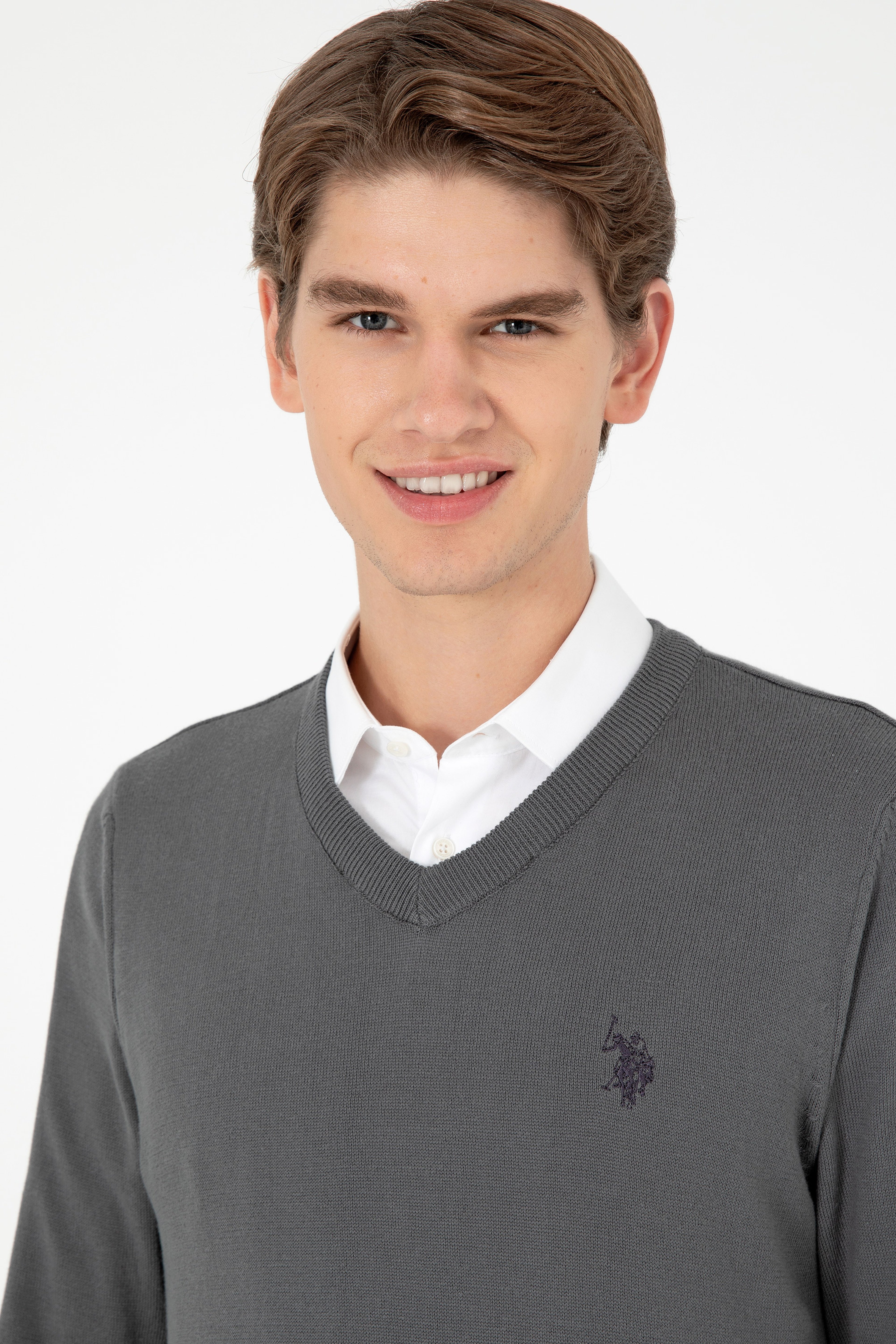 Erkek Slim Fit V Yaka Antrasit Basic Kazak - Image 2
