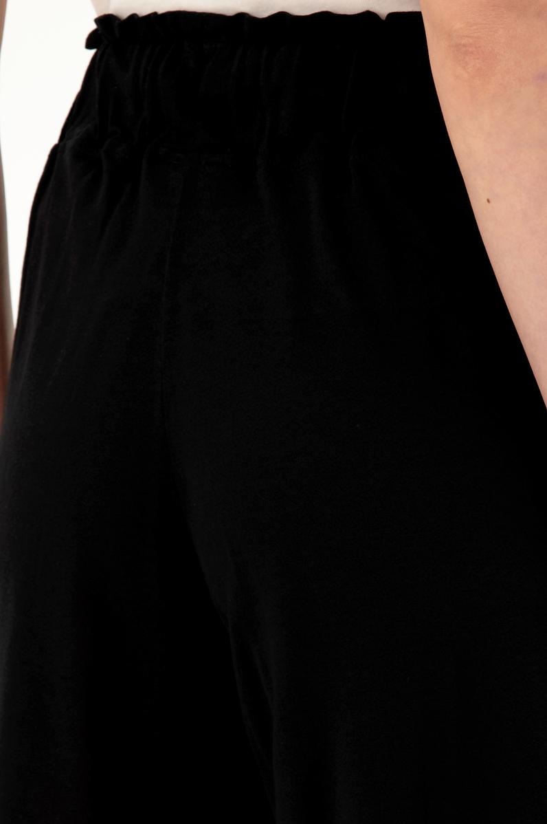 Kadın Siyah Örme Şort