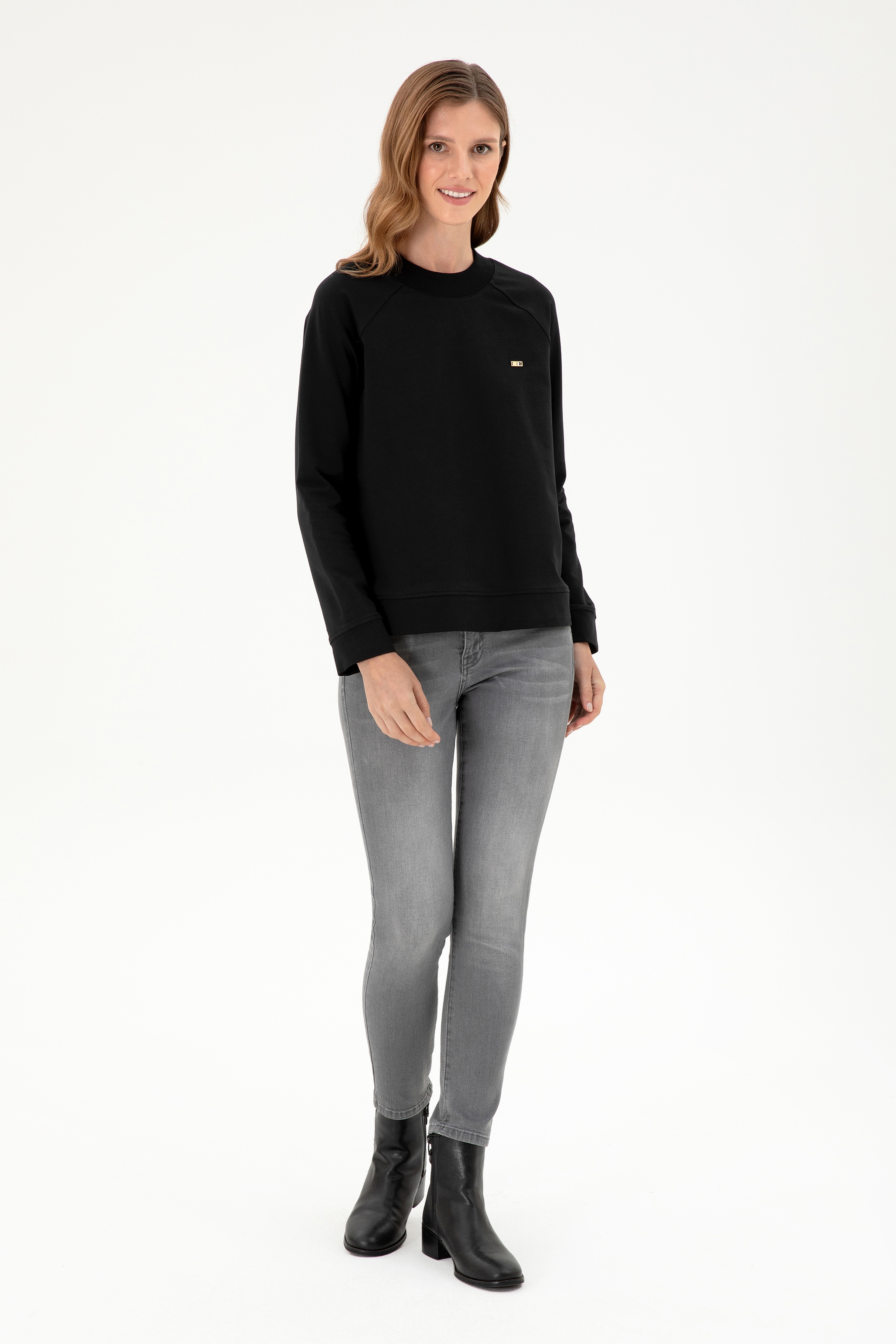 Kadın Siyah Bisiklet Yaka Sweatshirt - Image 4