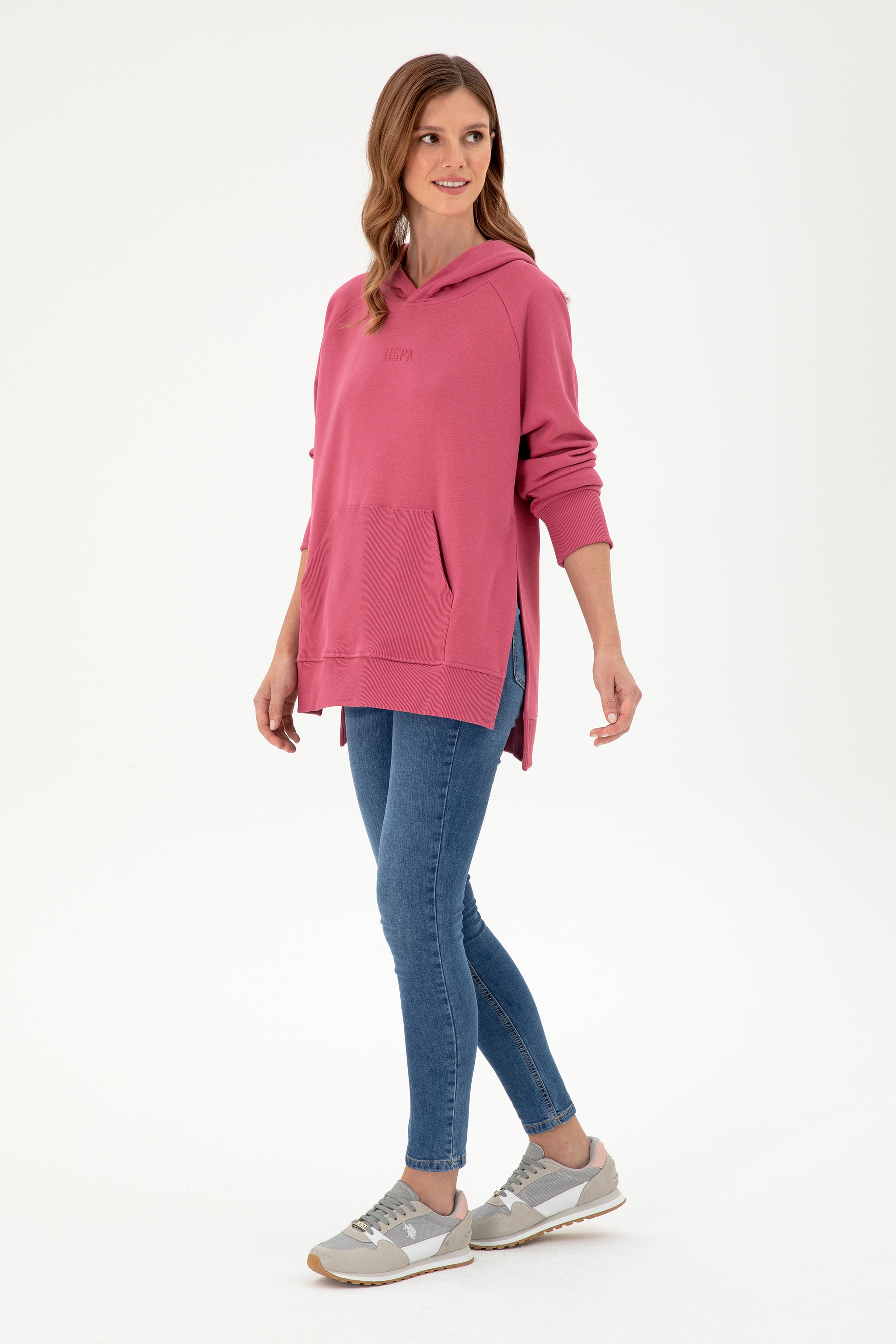 Kadın Pembe Kapüşonlu Sweatshirt - Image 4