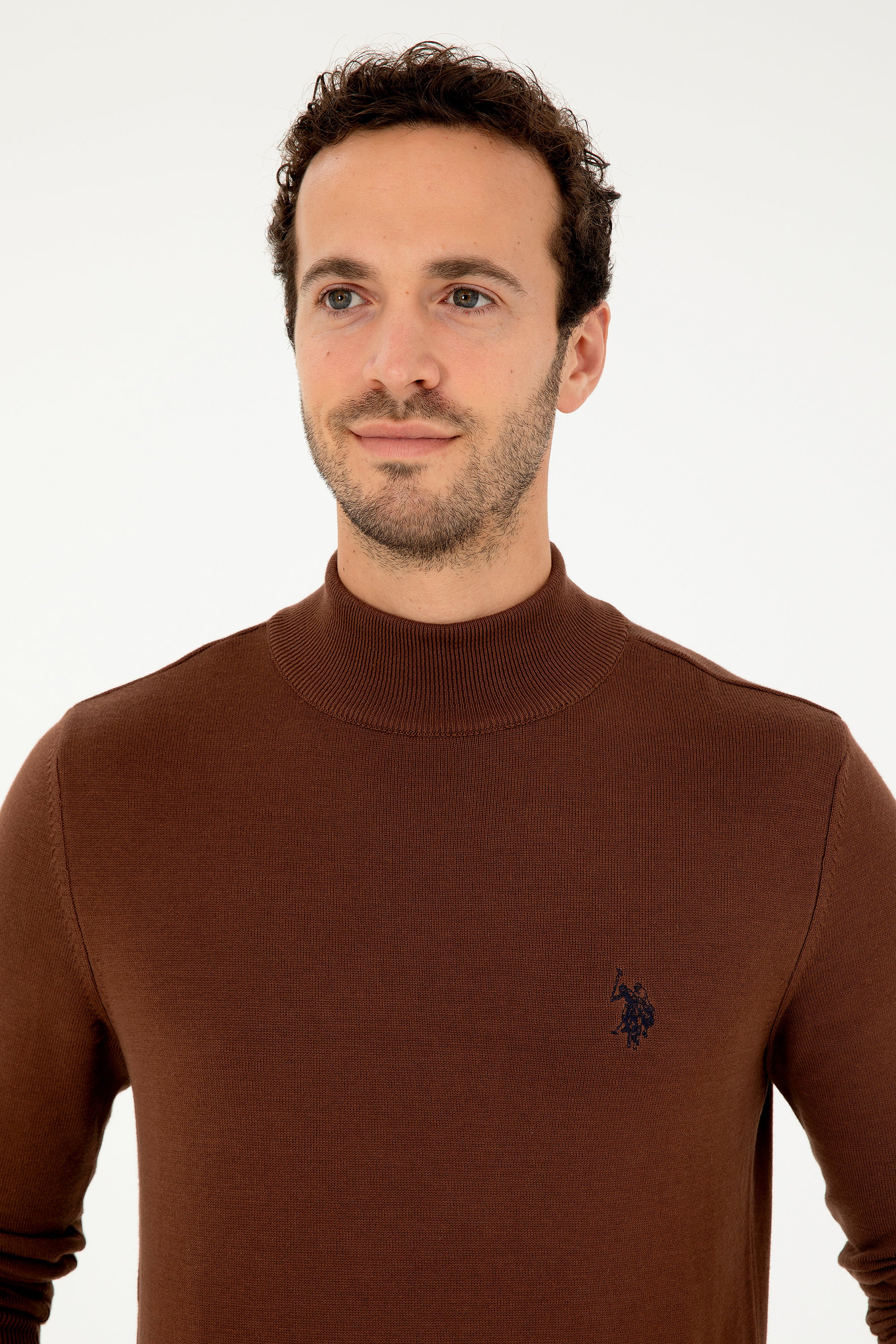 Erkek Slim Fit Yarım Boğazlı Kahverengi Basic Kazak - Image 2
