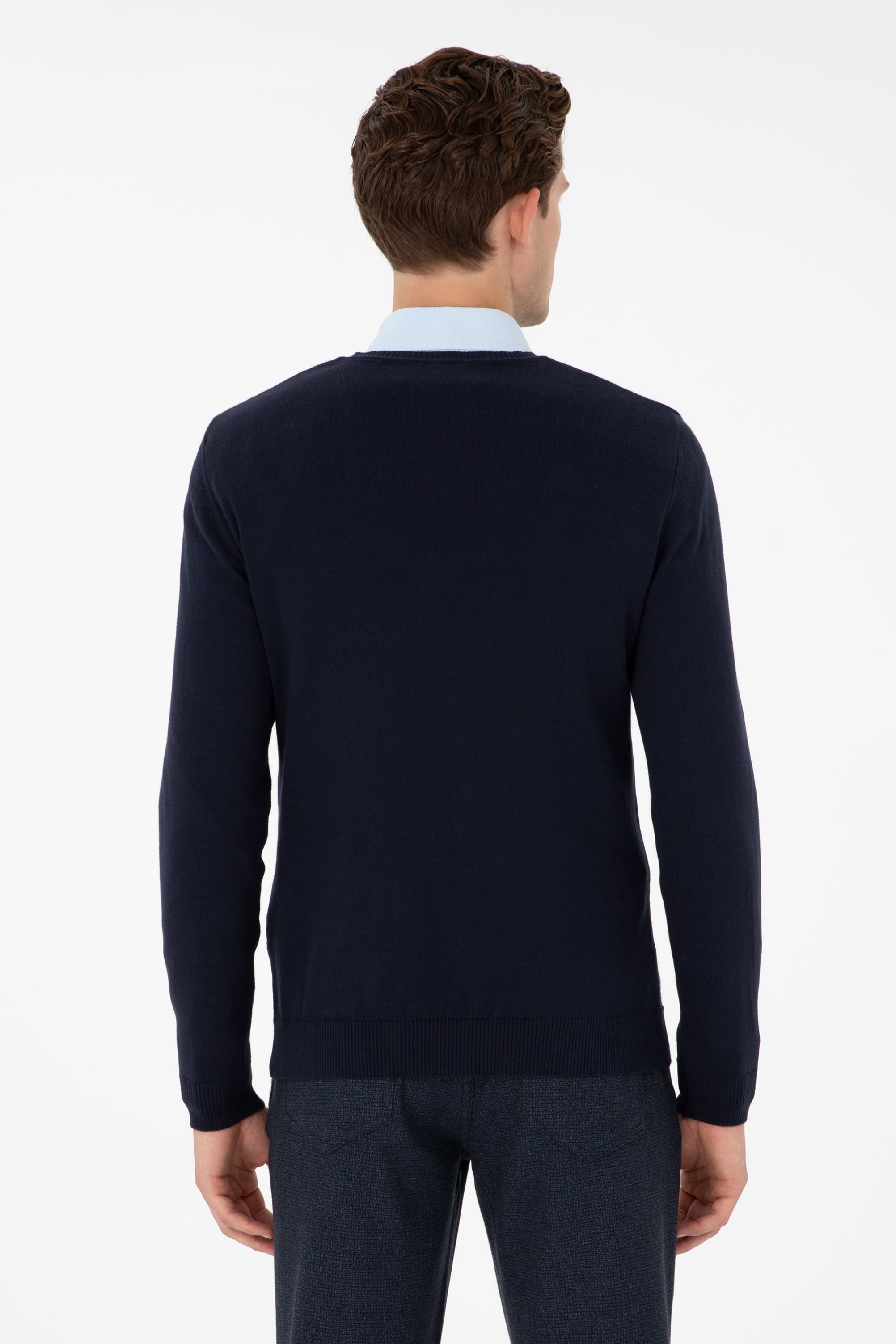 Erkek Slim Fit V Yaka Lacivert Basic Kazak