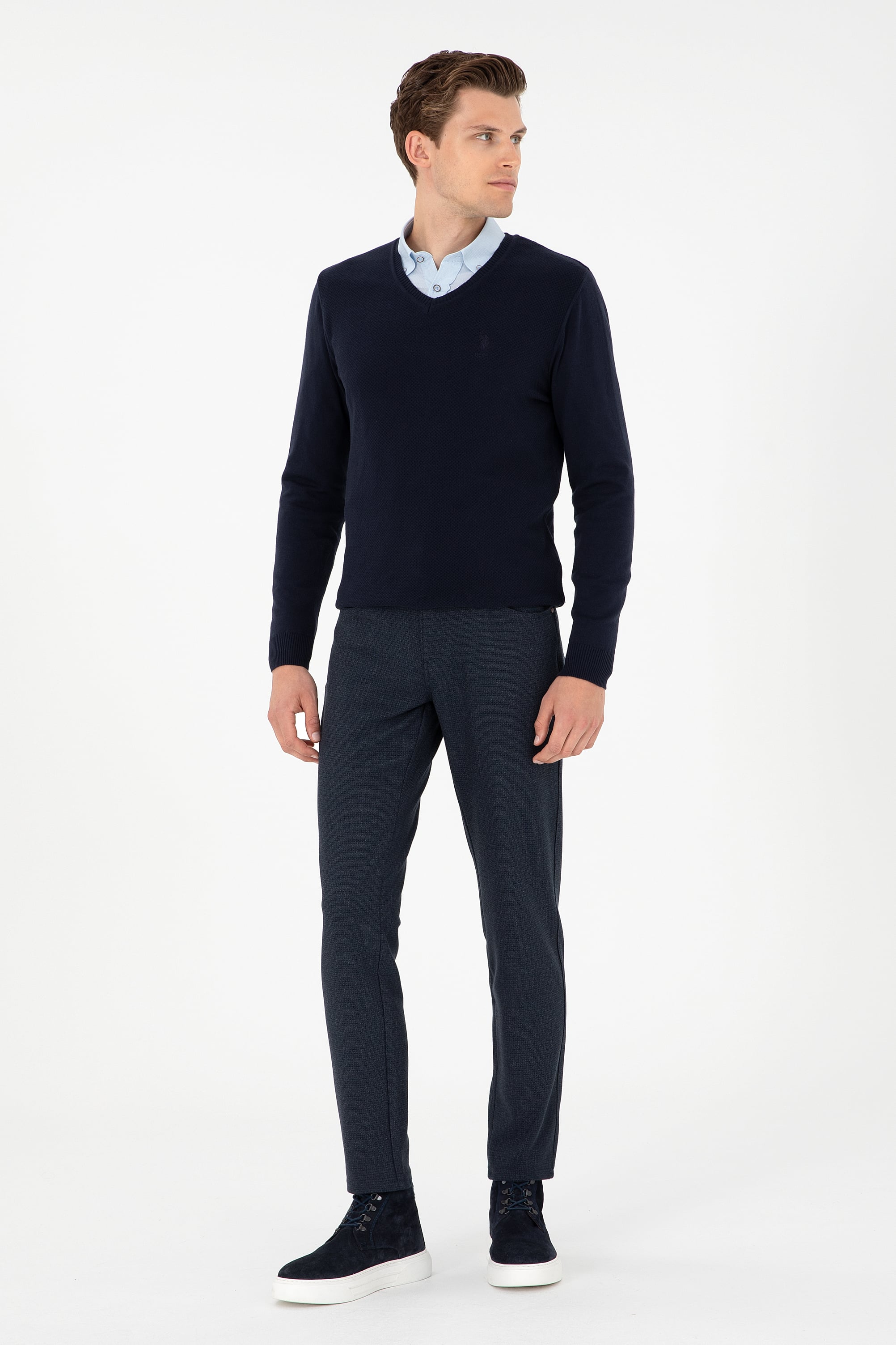 Erkek Slim Fit V Yaka Lacivert Basic Kazak