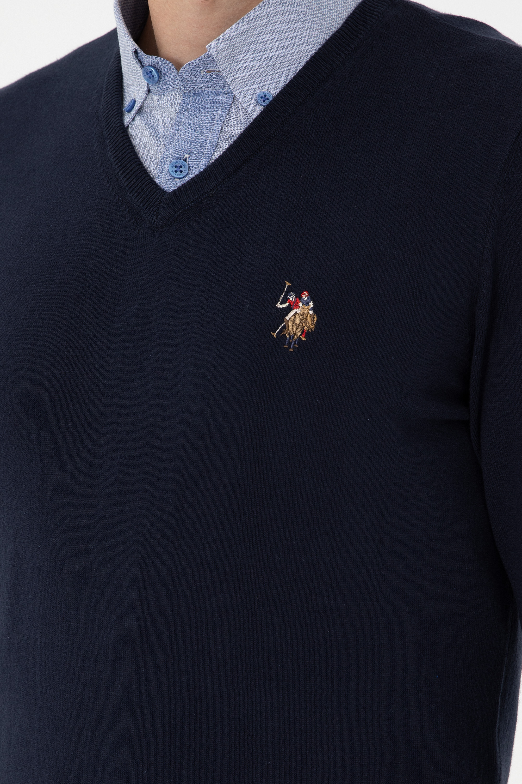 Erkek Slim Fit V Yaka Lacivert Basic Kazak
