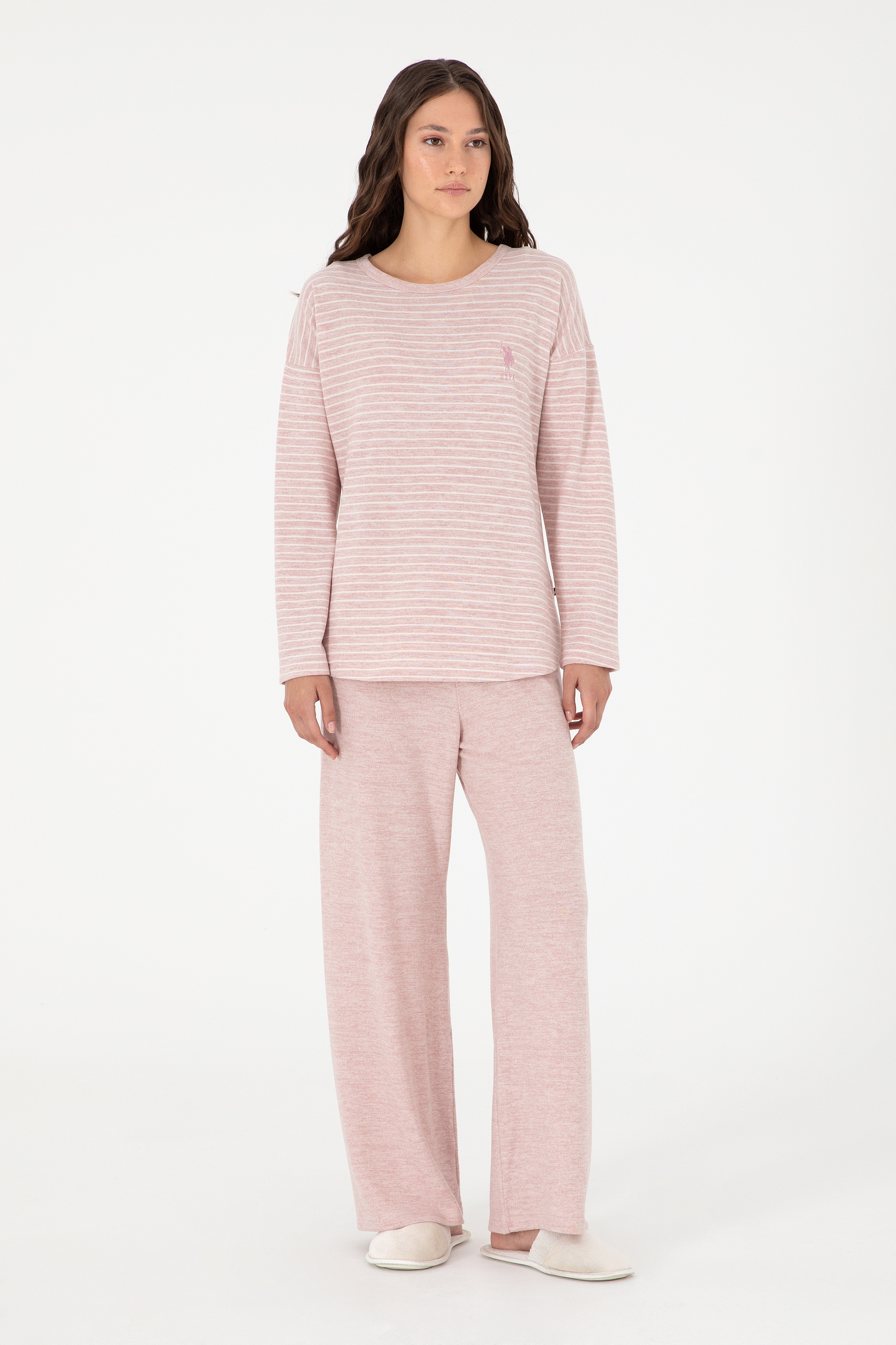 Kadın Pembe Pijama Takımı - Image 1