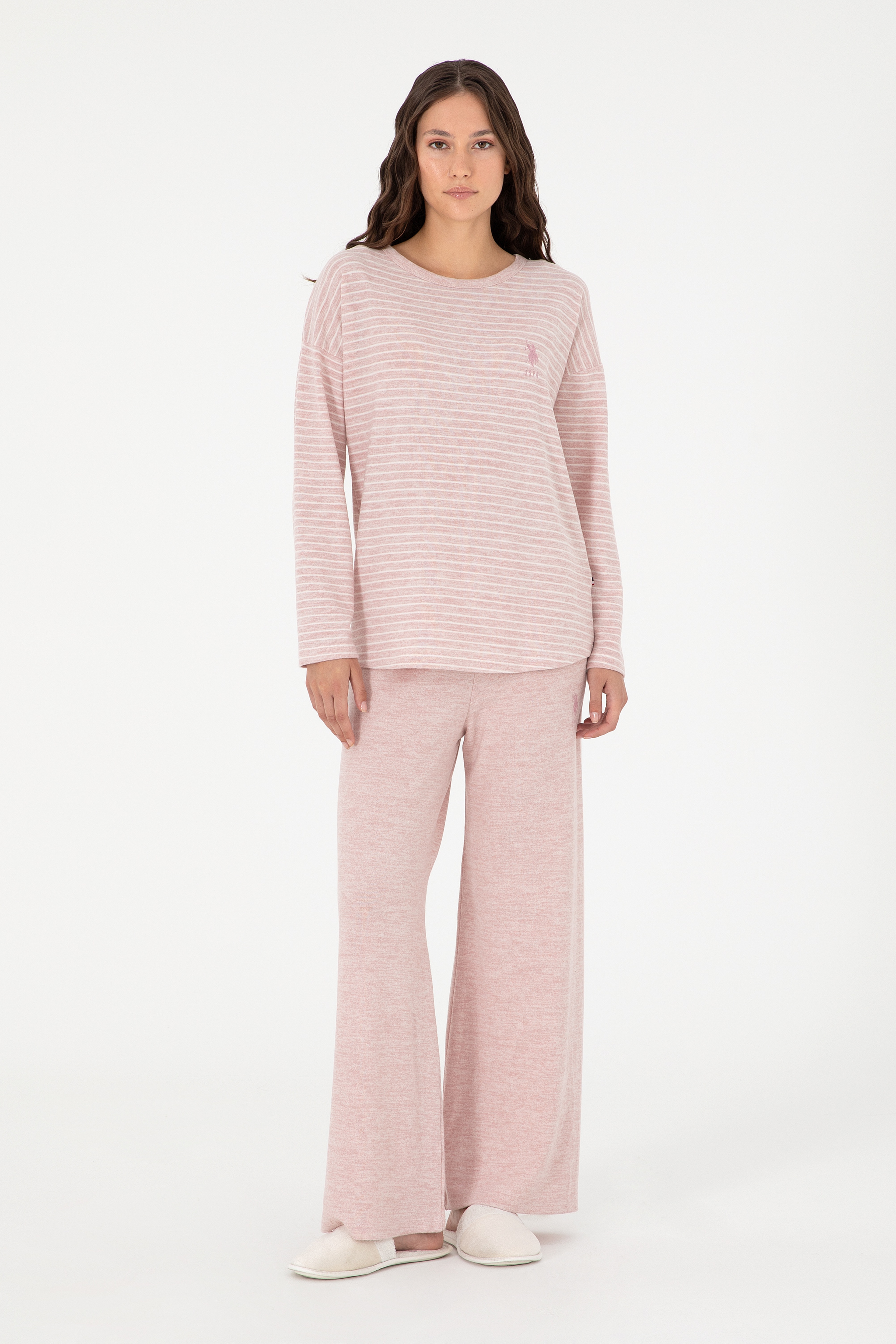 Kadın Pembe Pijama Takımı