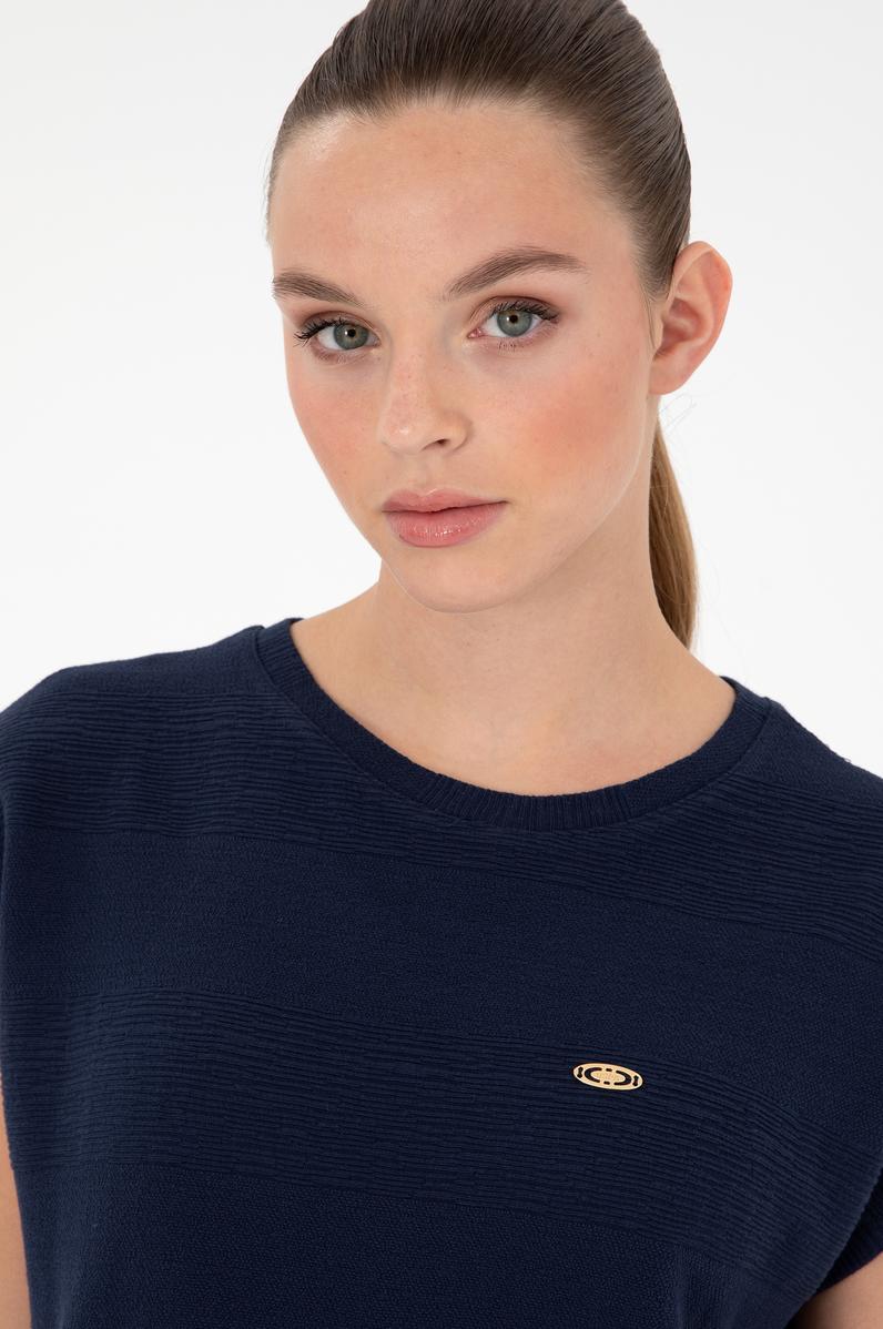 Kadın Lacivert Bisiklet Yaka Tişört