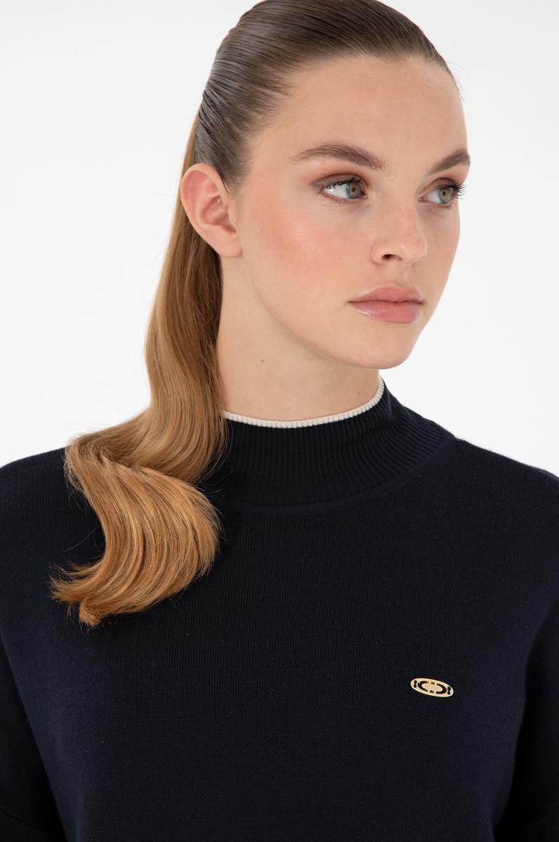 Kadın Lacivert Balıkçı Yaka Kazak