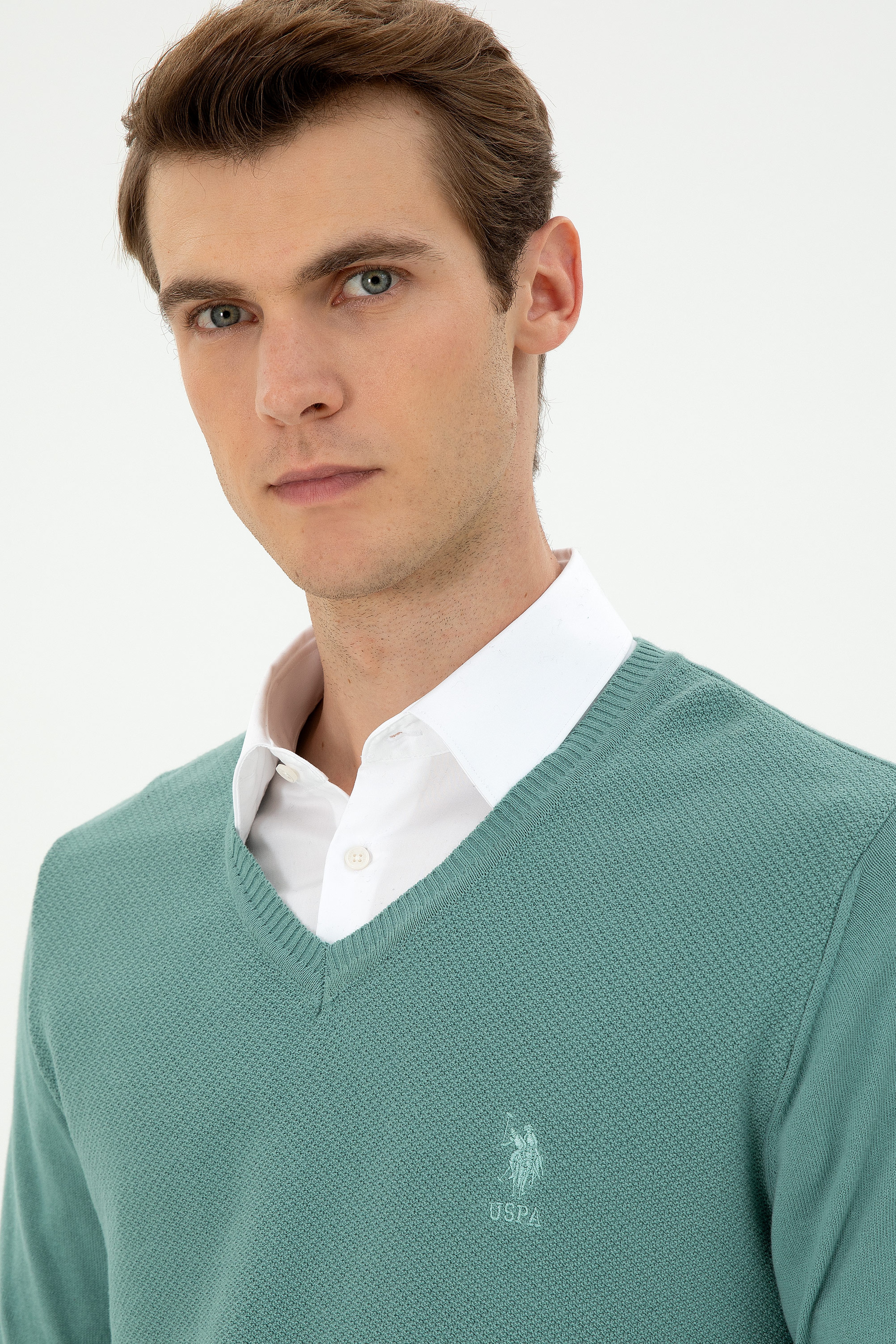 Erkek Slim Fit V Yaka Mint Basic Kazak