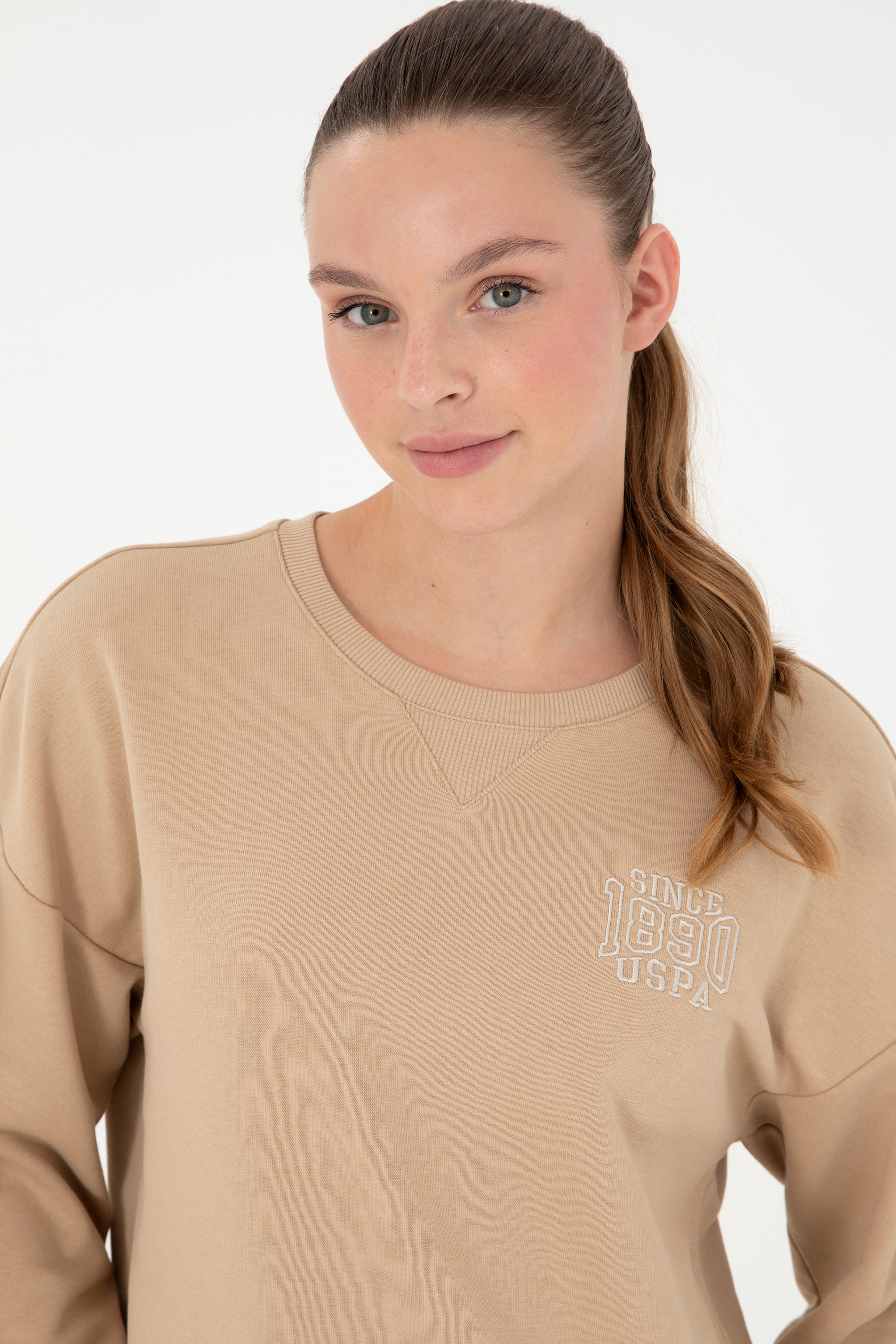 Kadın Kum Bisiklet Yaka Sweatshirt
