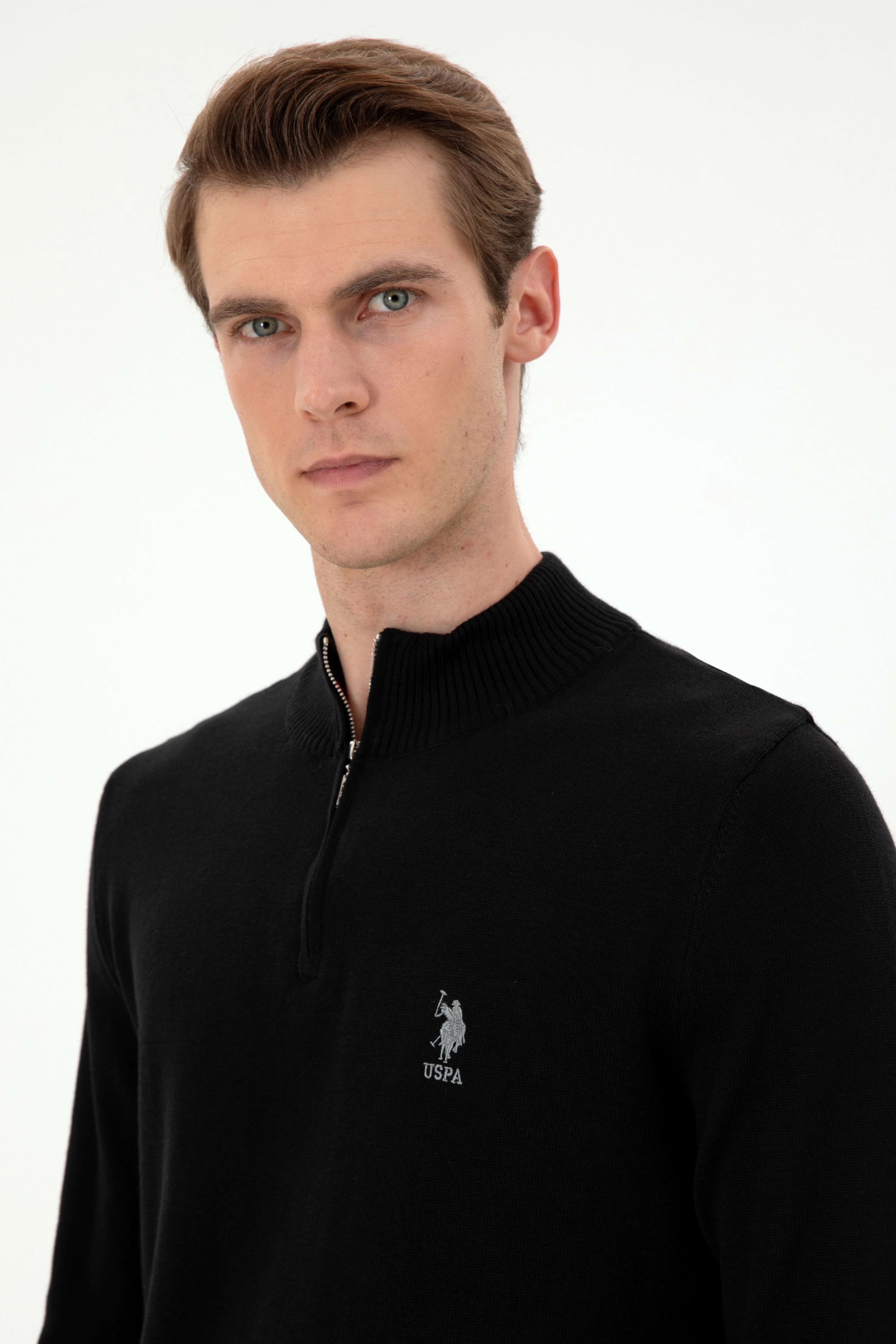 Erkek Slim Fit Yarım Fermuarlı Siyah Kazak
