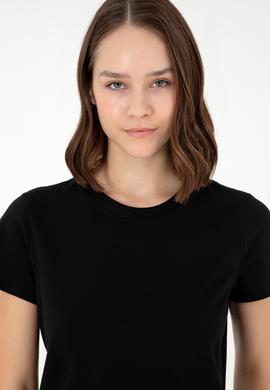 Kadın Siyah Bisiklet Yaka Basic Tişört - 50296152052