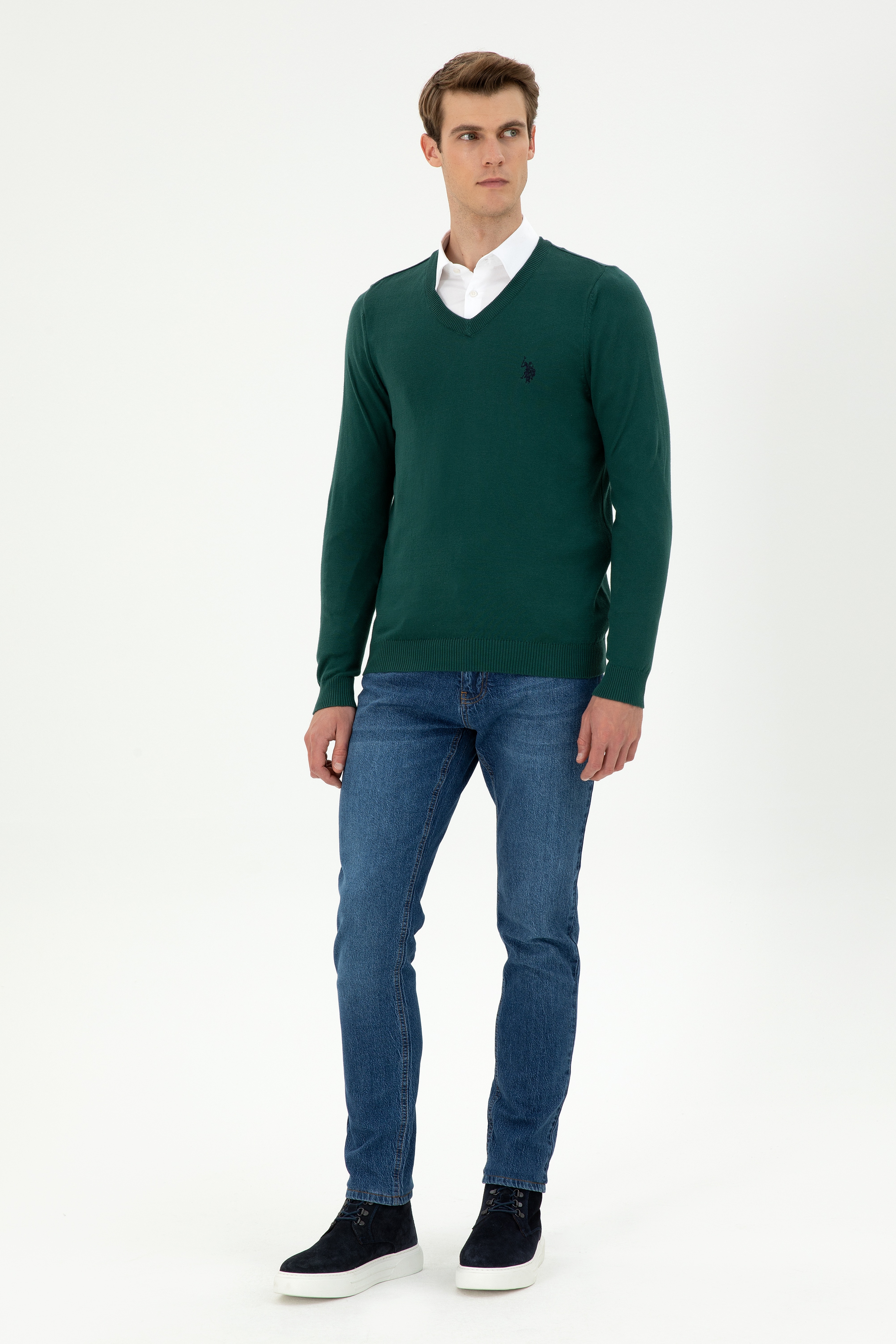 Erkek Slim Fit V Yaka Koyu Yeşil Basic Kazak