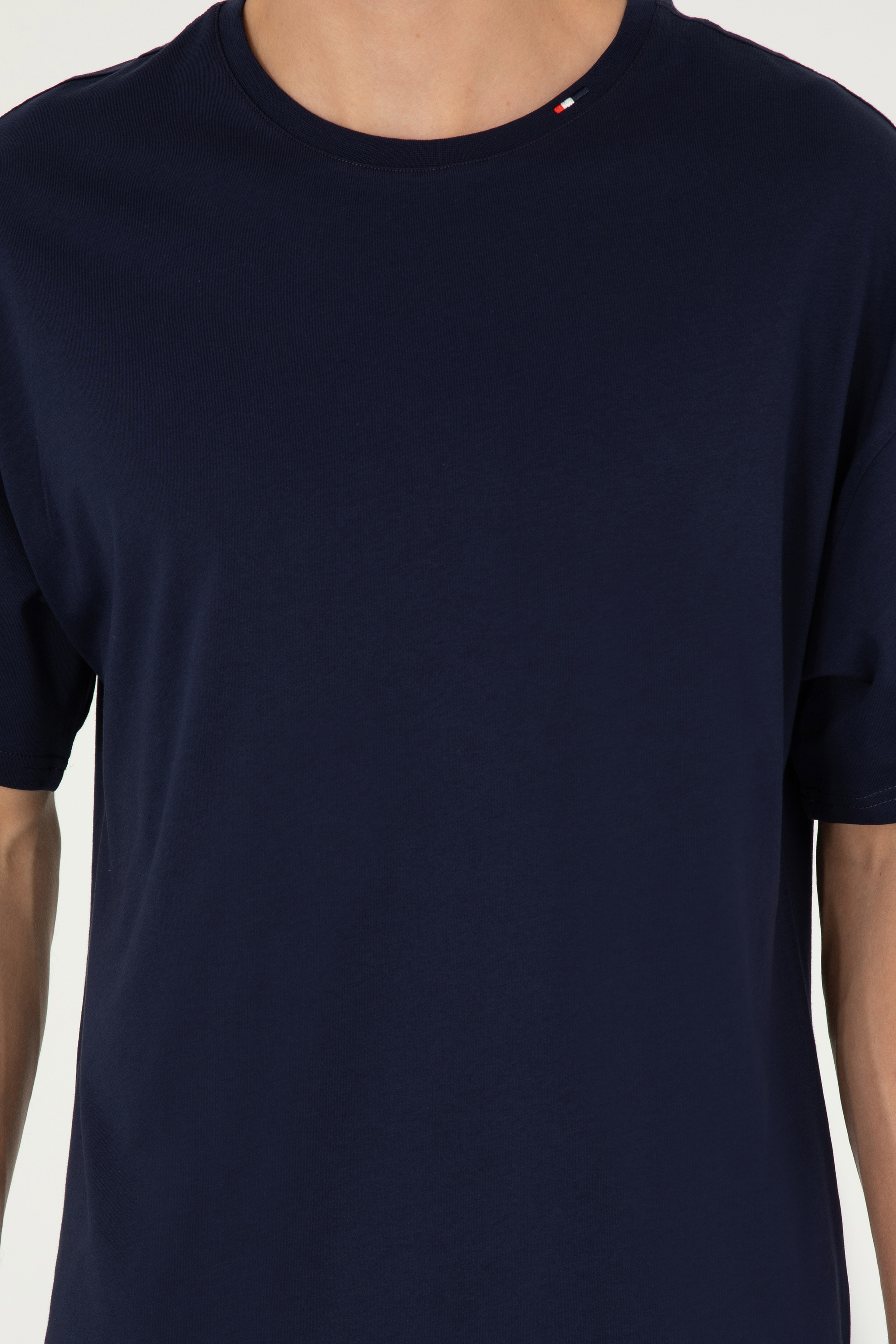 Erkek Oversize Fit Bisiklet Yaka Lacivert Tişört