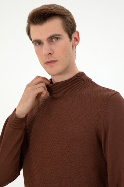Erkek Slim Fit Yarım Balıkçı Yaka Kahverengi Kazak