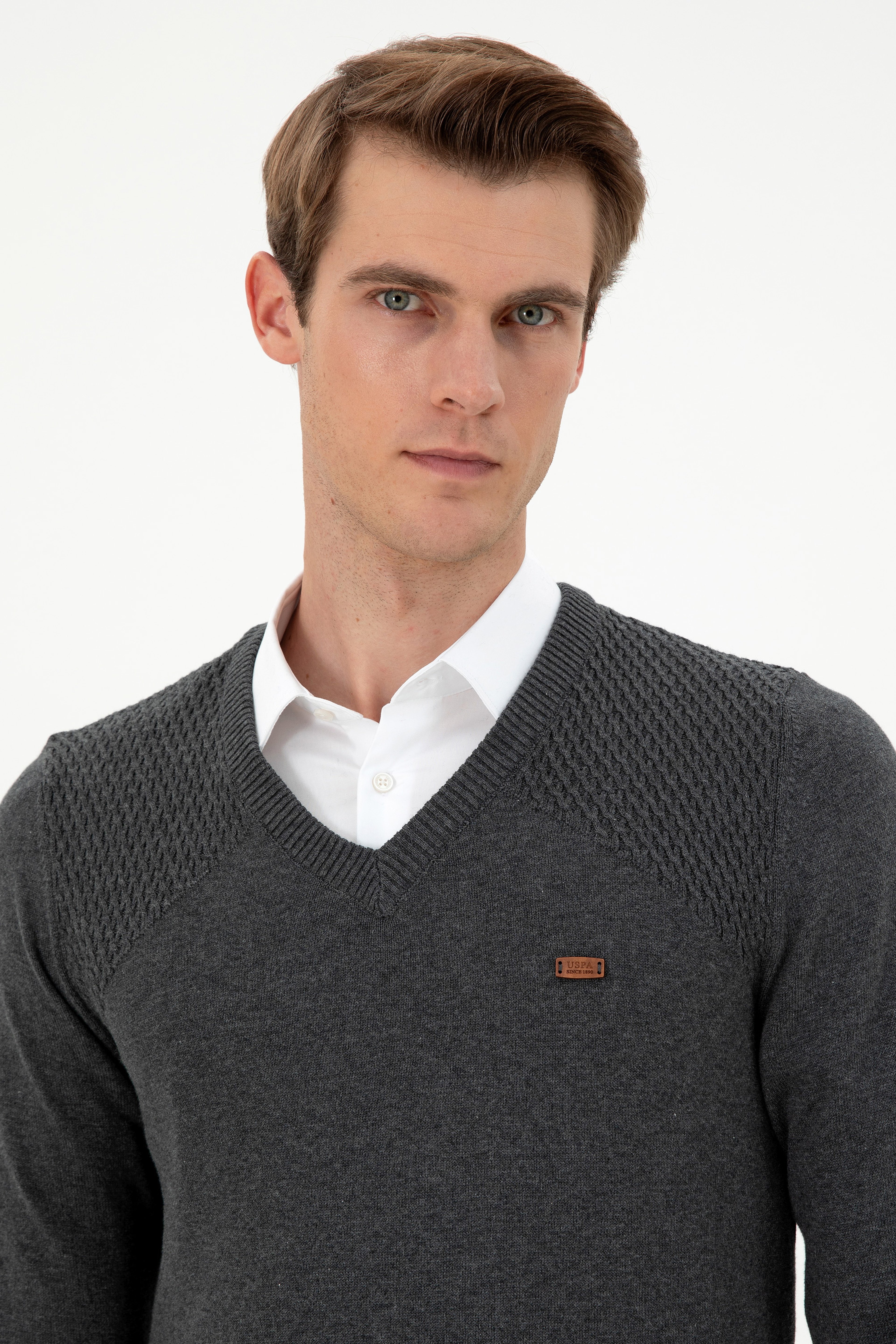 Erkek Slim Fit V Yaka Antrasit Melanj Kazak - Image 2