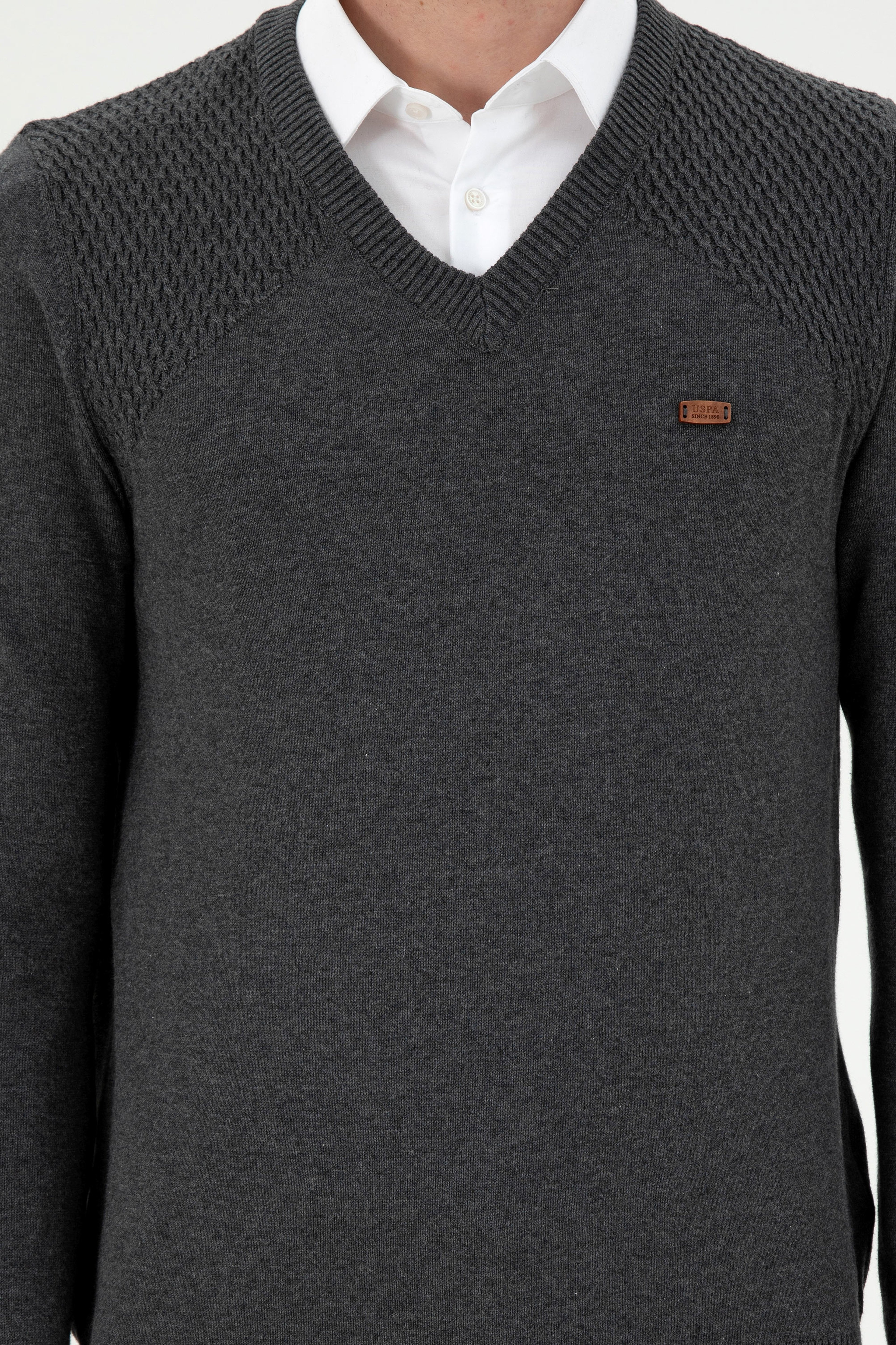 Erkek Slim Fit V Yaka Antrasit Melanj Kazak
