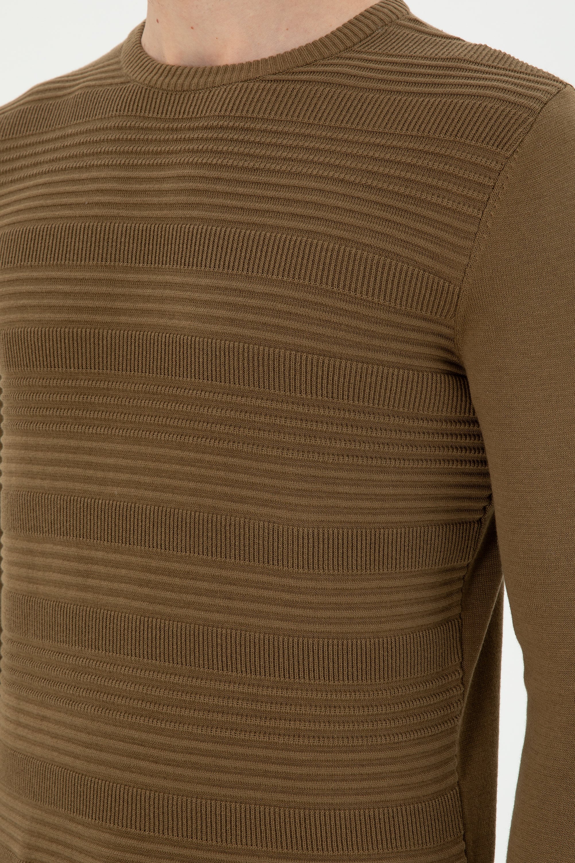 Erkek Slim Fit Bisiklet Yaka Haki Kazak
