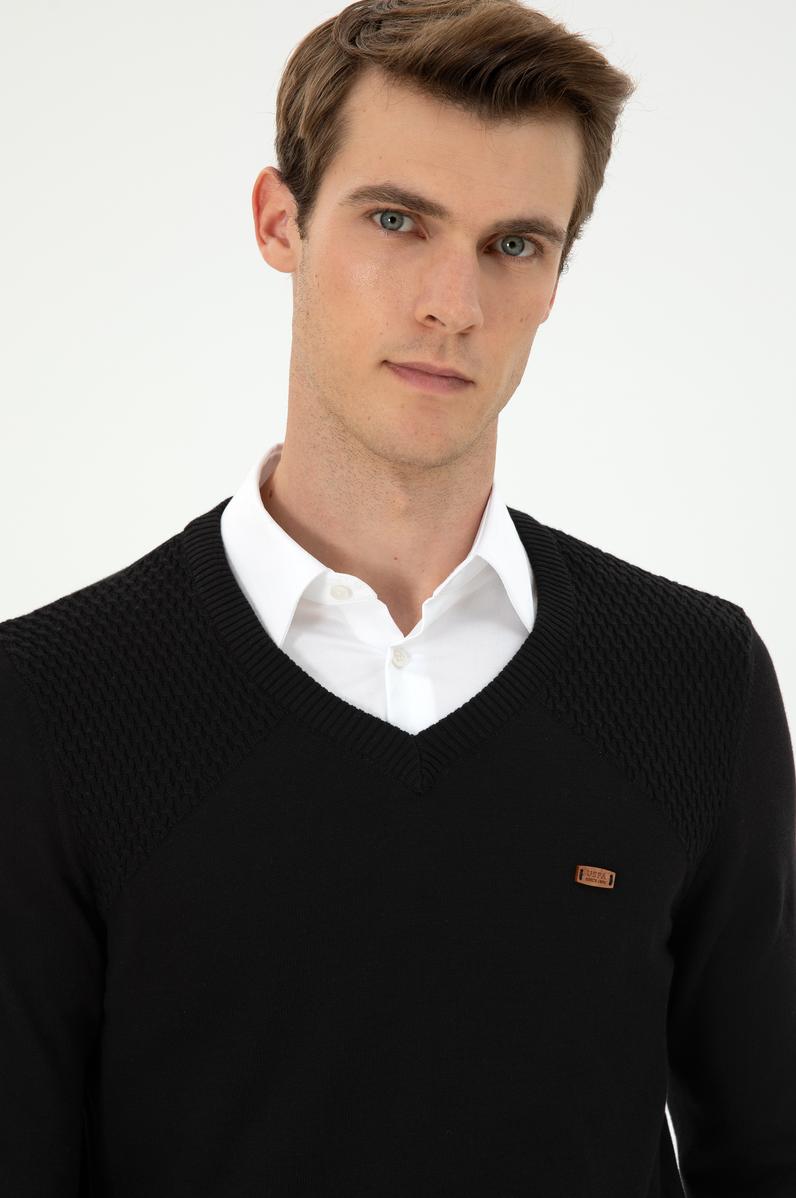 Erkek Slim Fit V Yaka Siyah Kazak