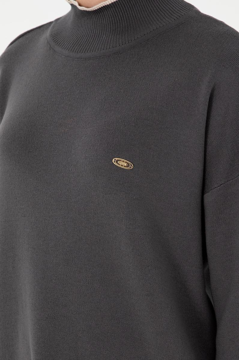 Kadın Antrasit Balıkçı Yaka Kazak