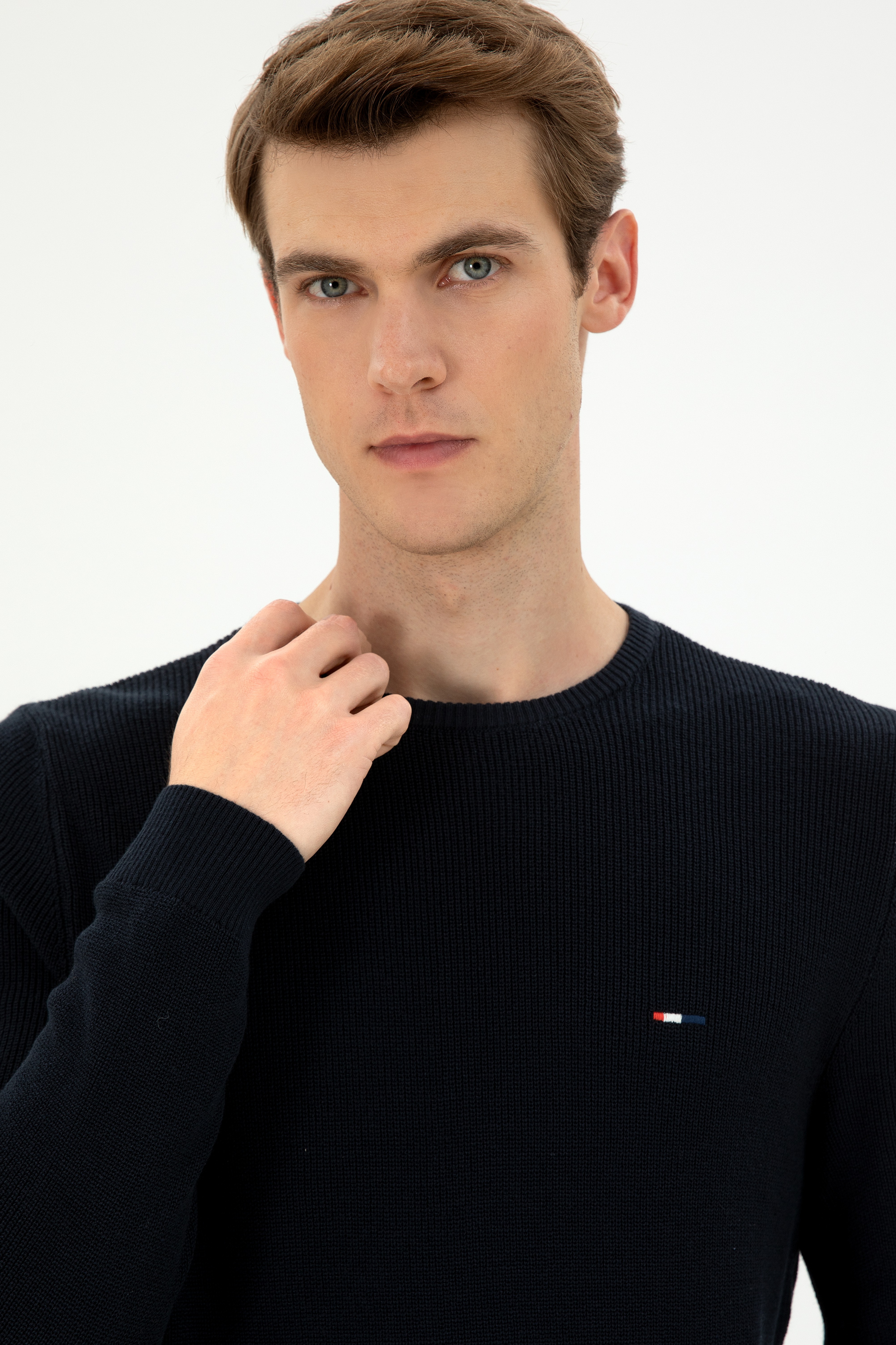 Erkek Slim Fit Bisiklet Yaka Lacivert Basic Kazak