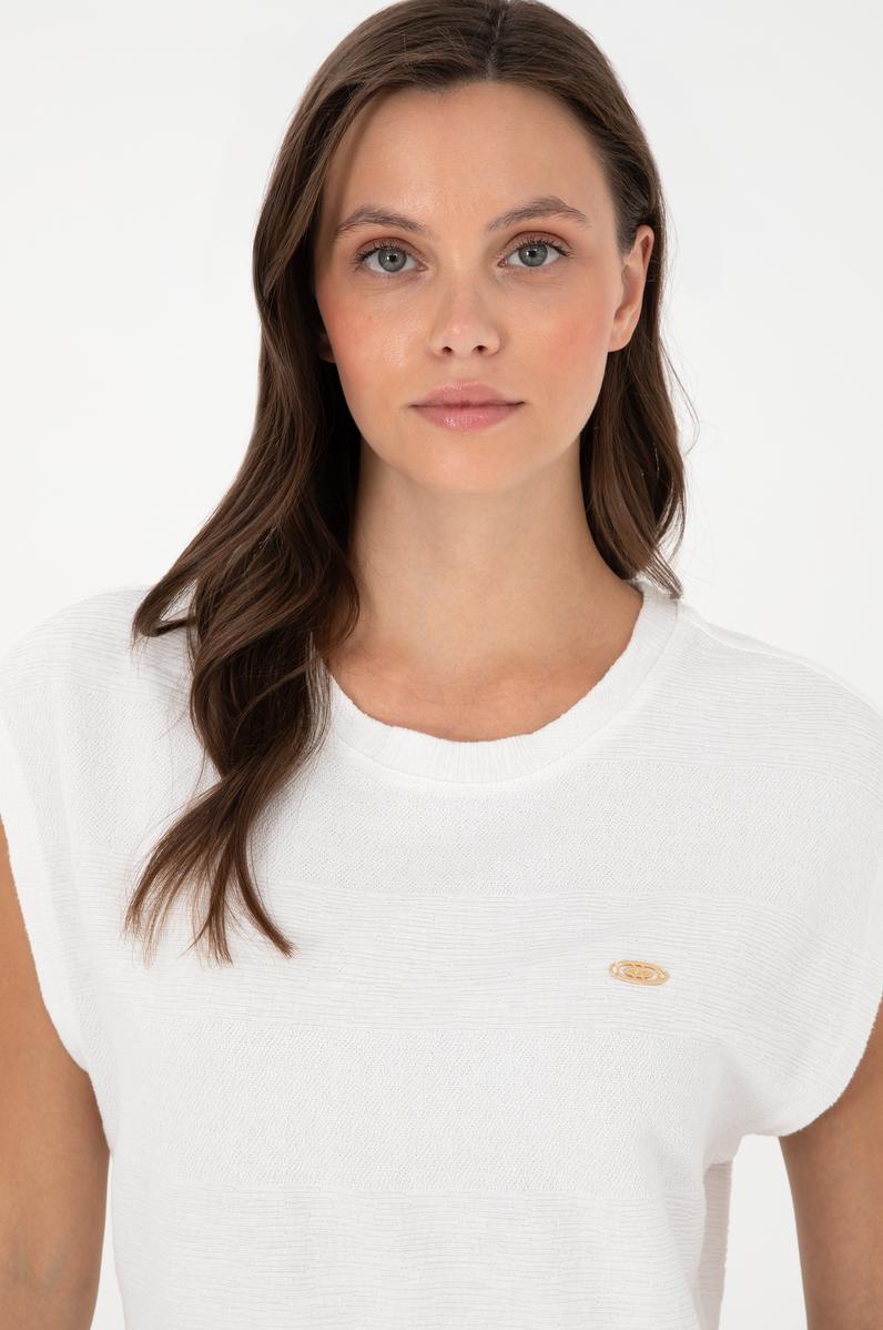 Kadın Ekru Bisiklet Yaka Tişört