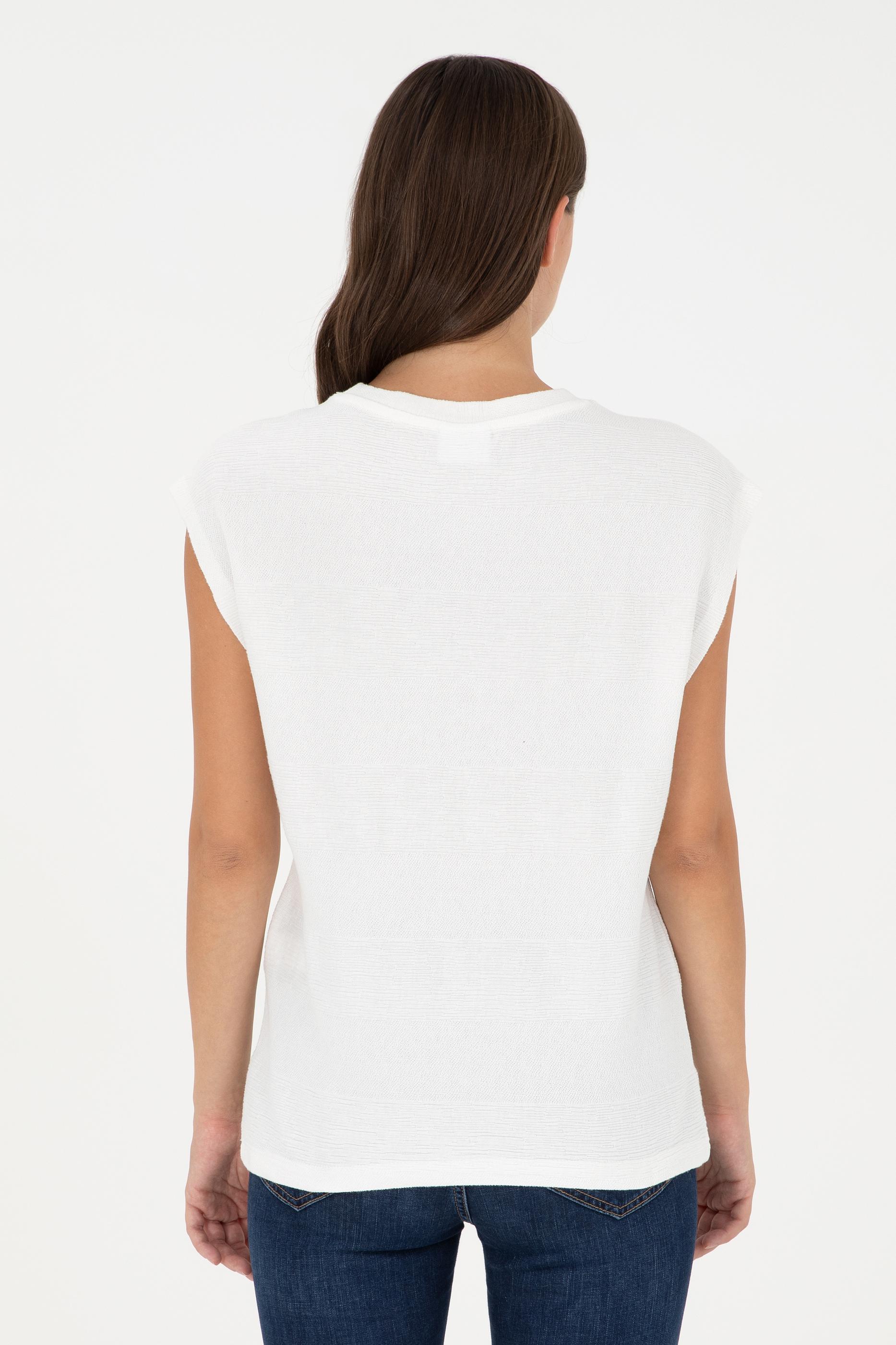 Kadın Ekru Bisiklet Yaka Tişört