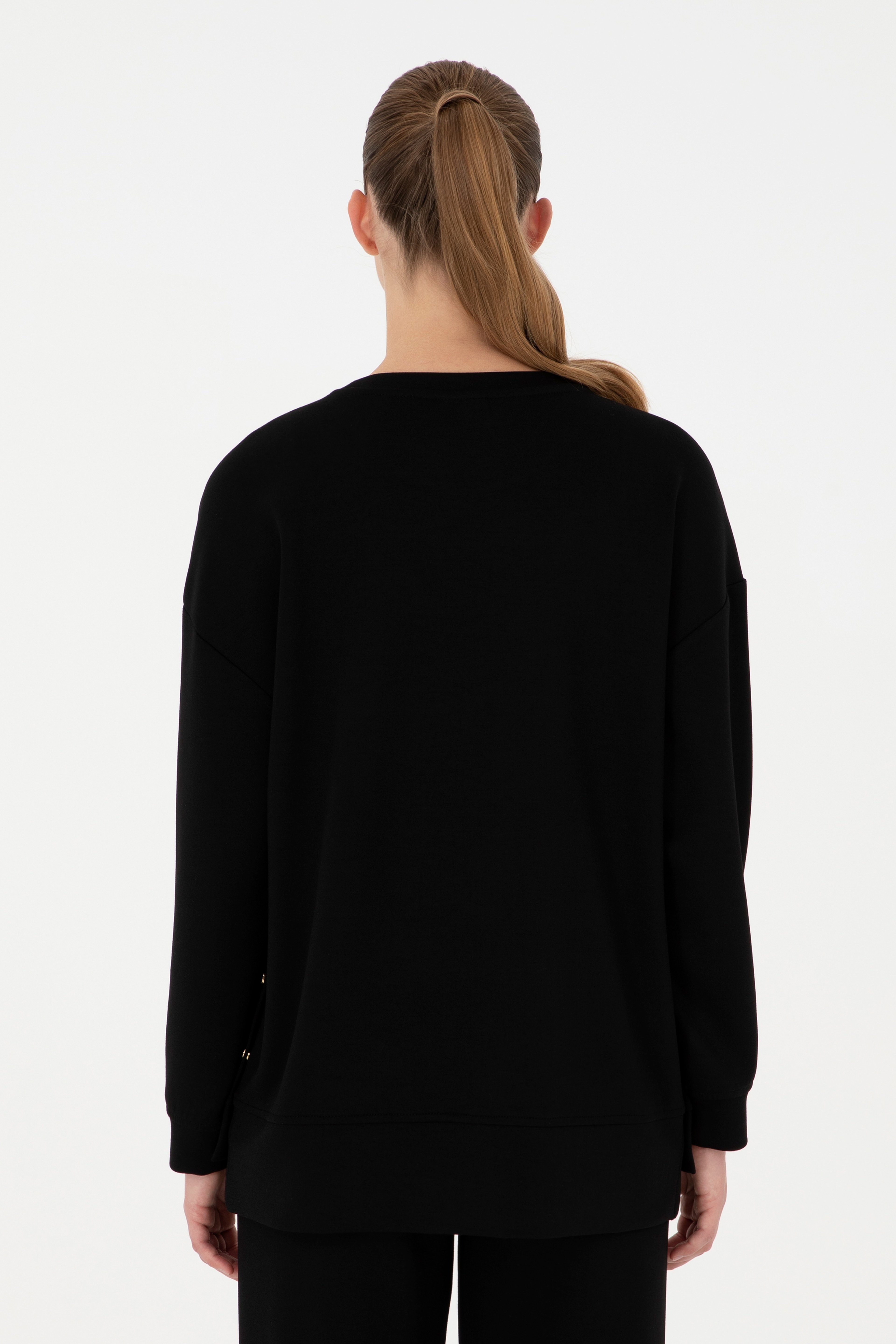 Kadın Siyah Bisiklet Yaka Sweatshirt - Image 5