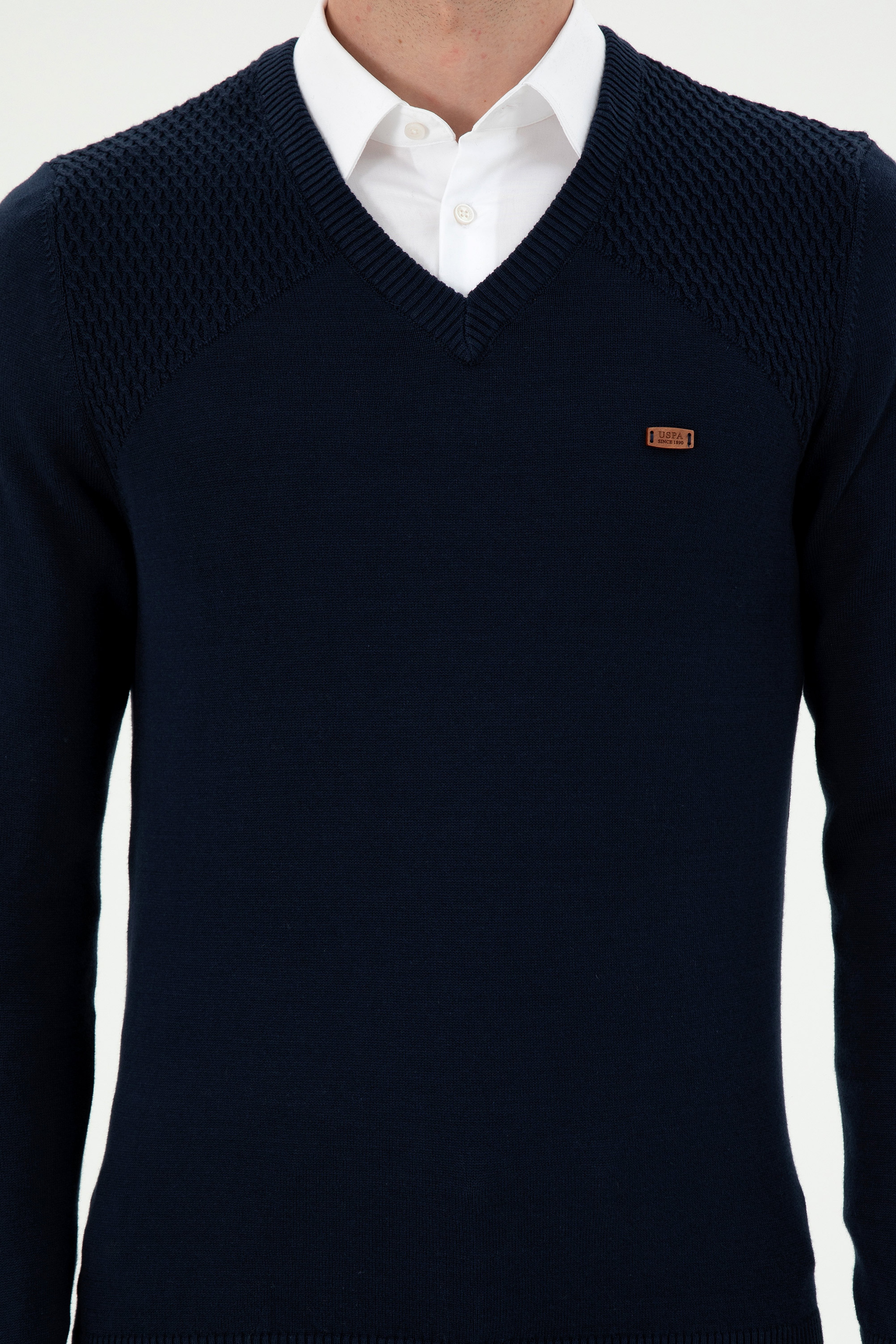 Erkek Slim Fit V Yaka Lacivert Kazak - Image 6