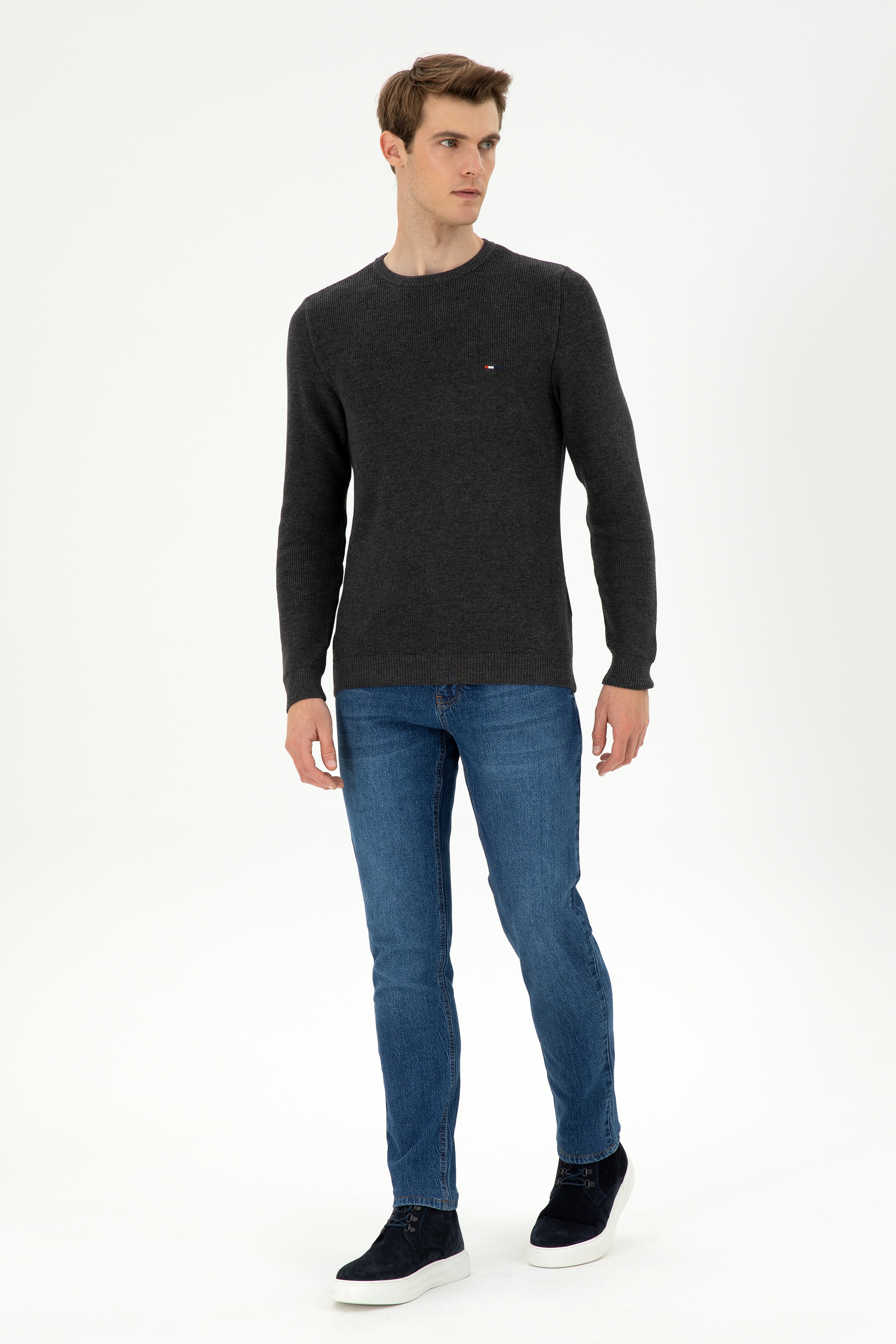 Erkek Slim Fit Bisiklet Yaka Antrasit Melanj Basic Kazak