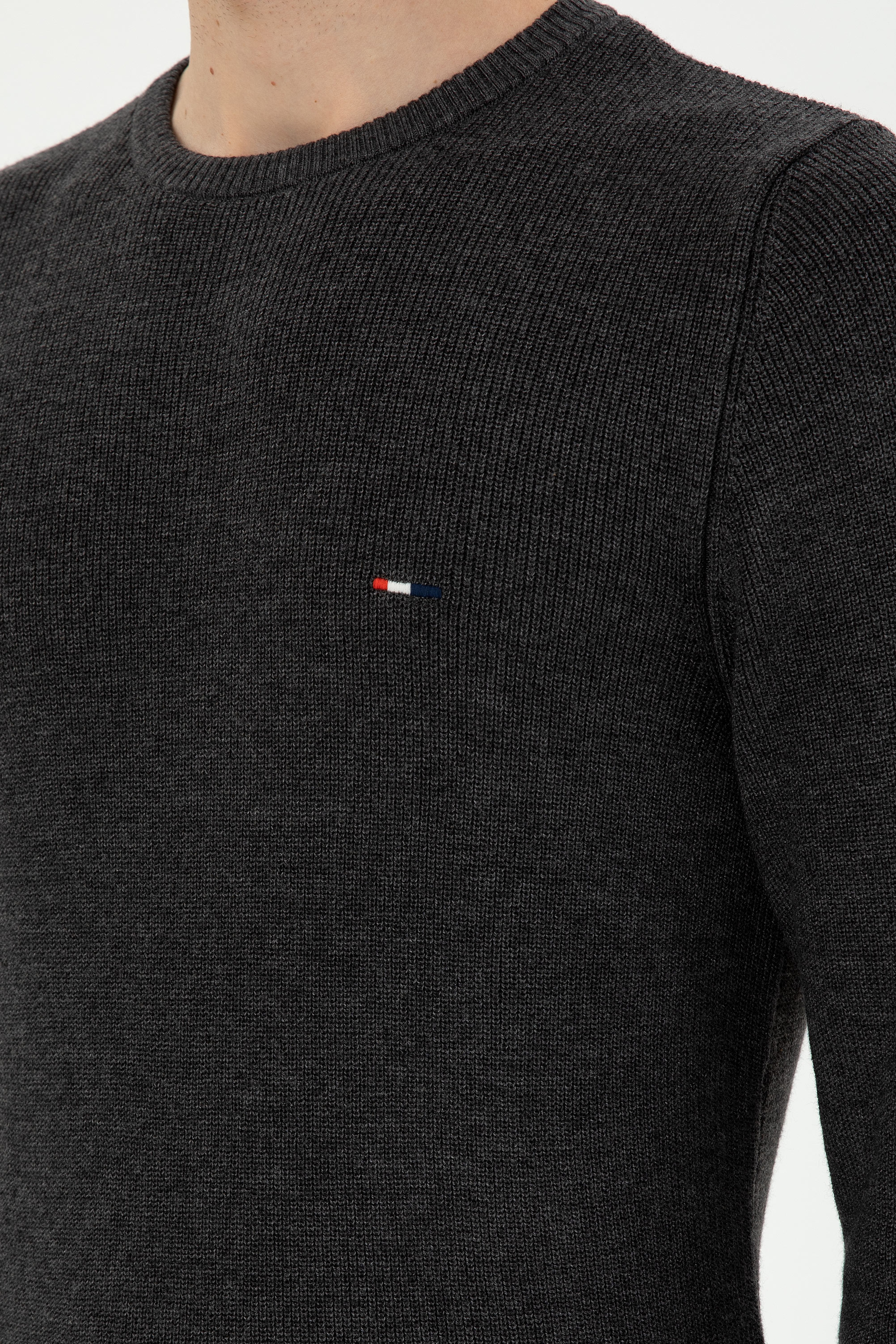 Erkek Slim Fit Bisiklet Yaka Antrasit Melanj Basic Kazak - Image 7