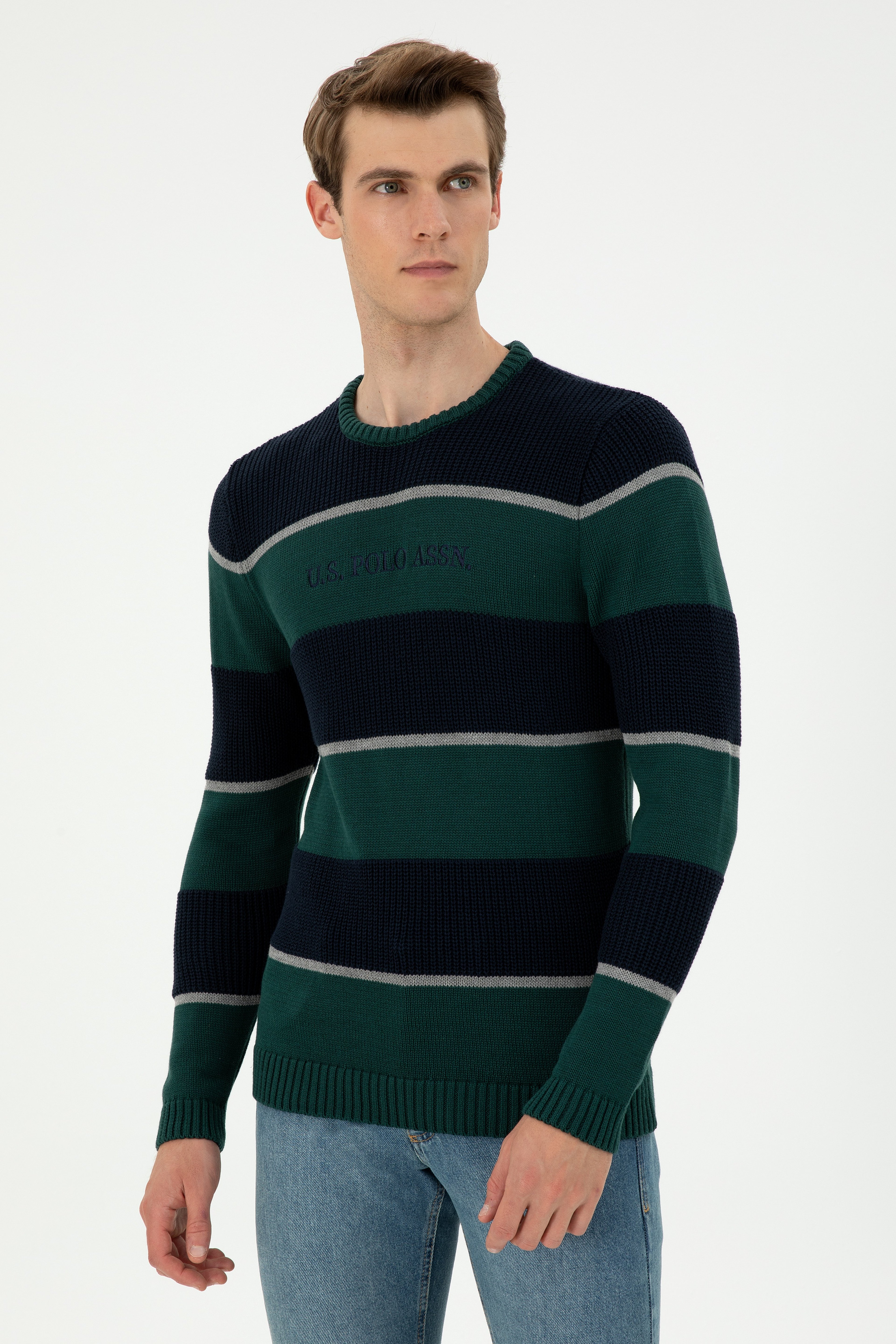 Erkek Slim Fit Bisiklet Yaka Koyu Yeşil Kazak - Image 1