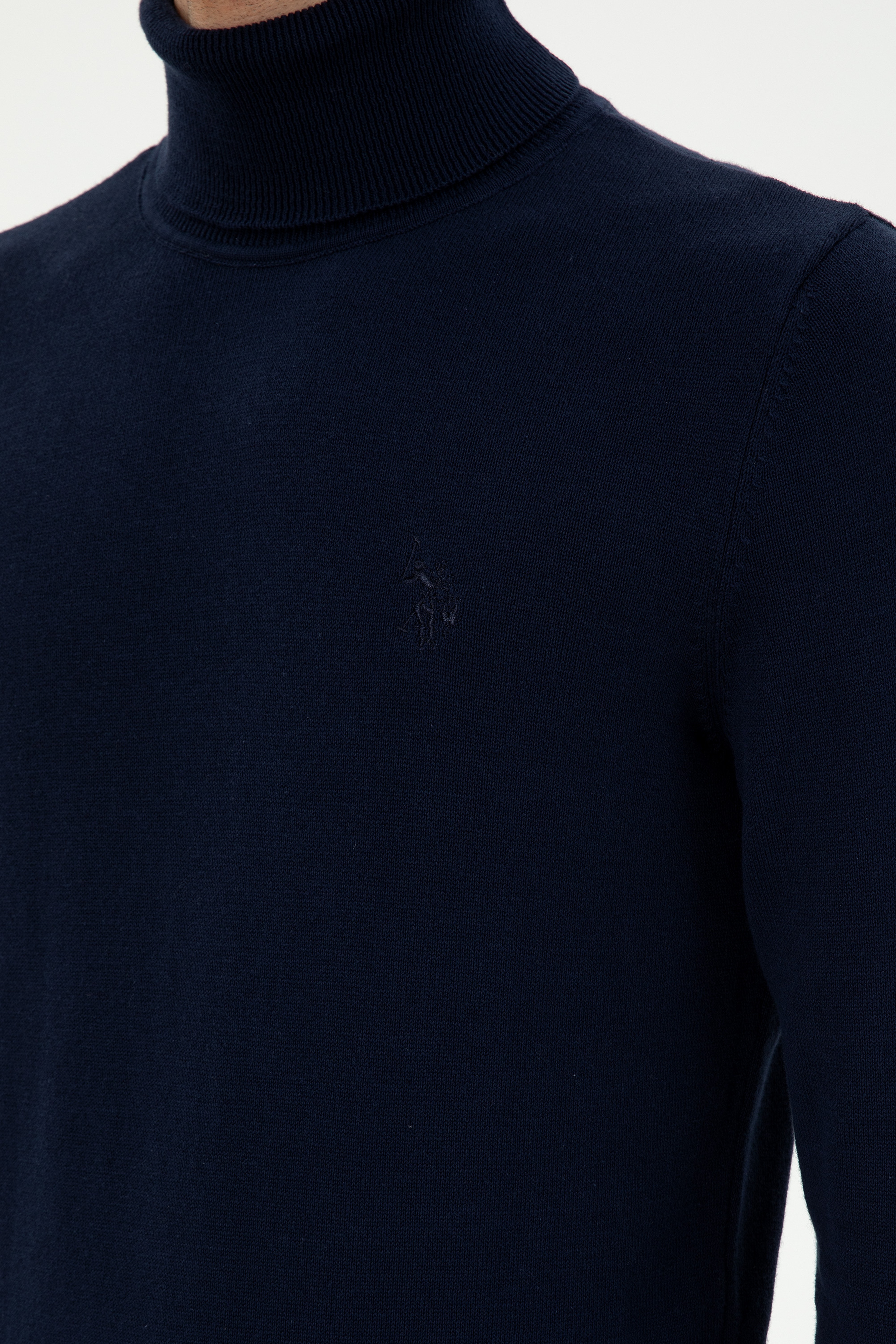 Erkek Slim Fit Boğazlı Yaka Lacivert Basic Kazak
