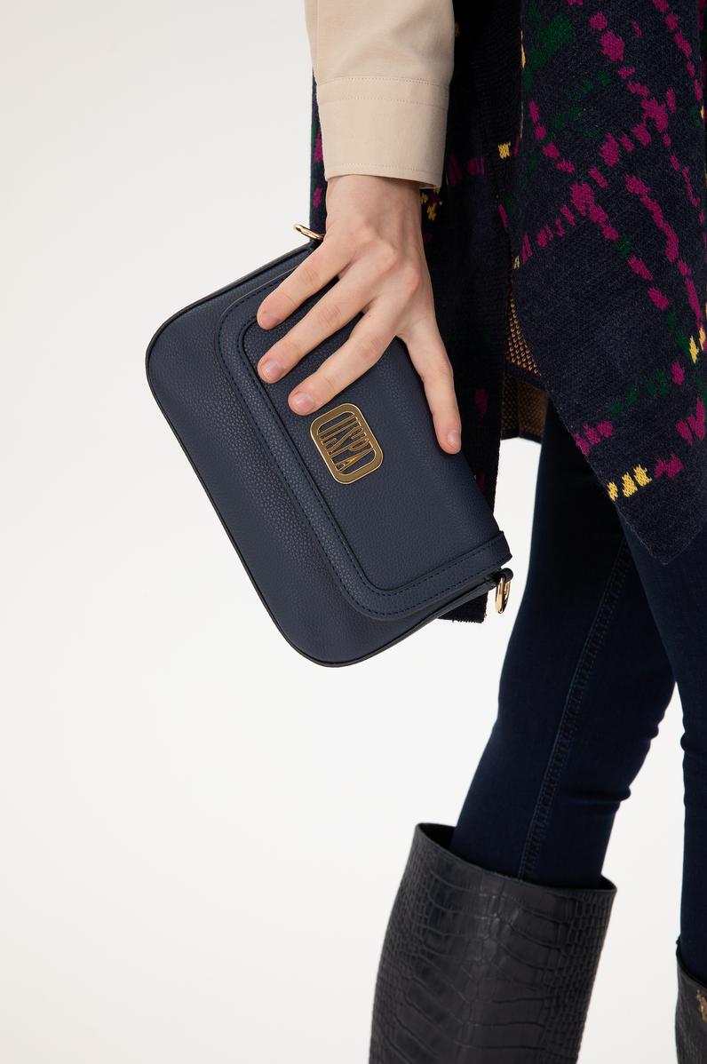 Kadın Lacivert Çapraz Çanta