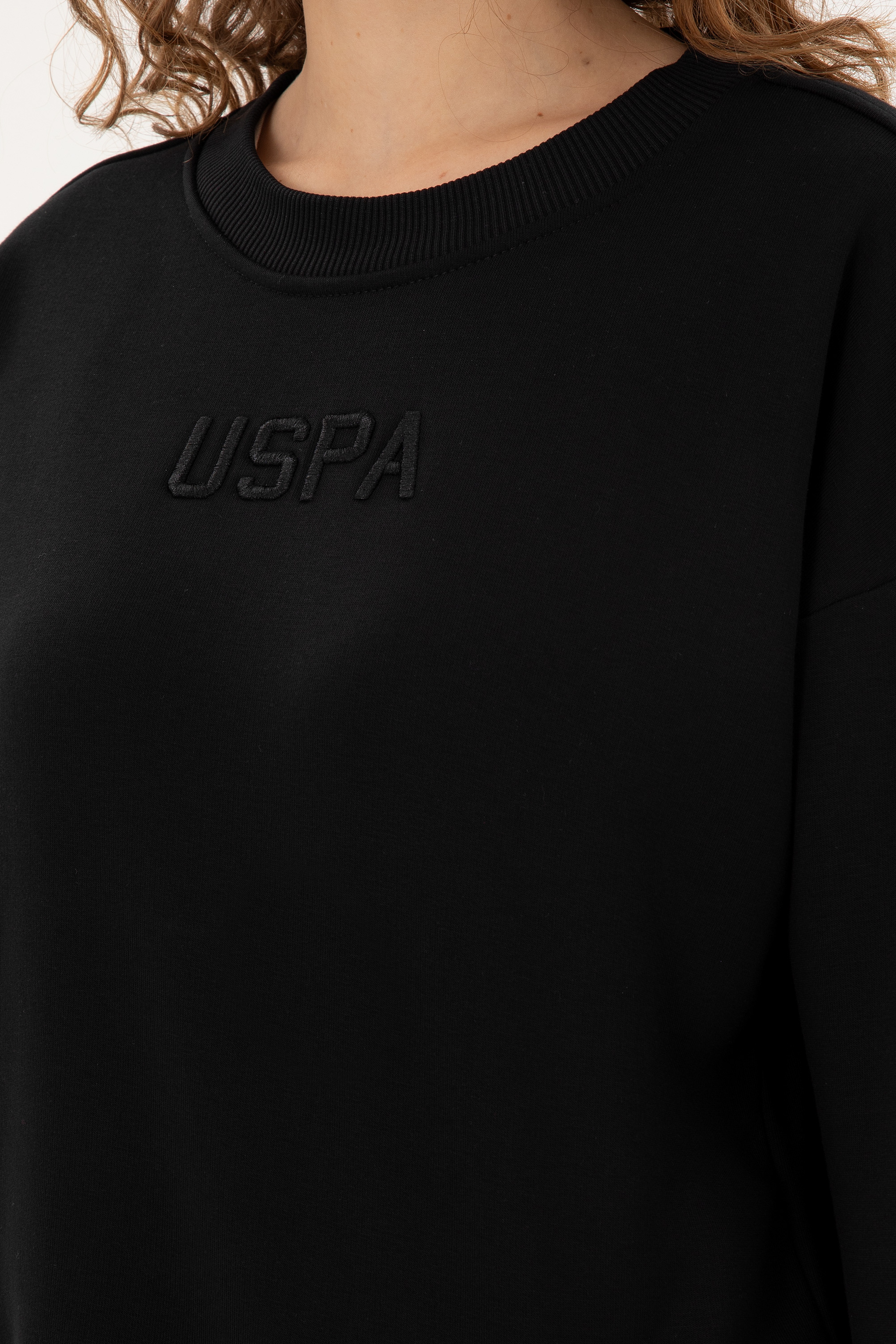 Kadın Siyah Bisiklet Yaka Sweatshirt