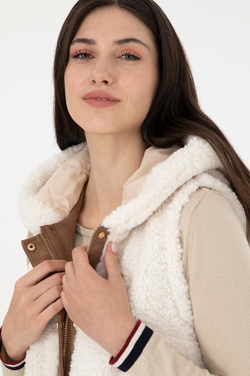 Kadın Ekru Deri Ceket