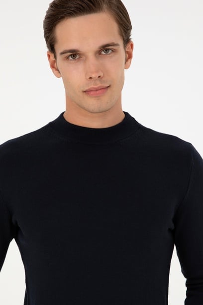Erkek Slim Fit Çeyrek Balıkçı Yaka Lacivert Basic Triko Kazak