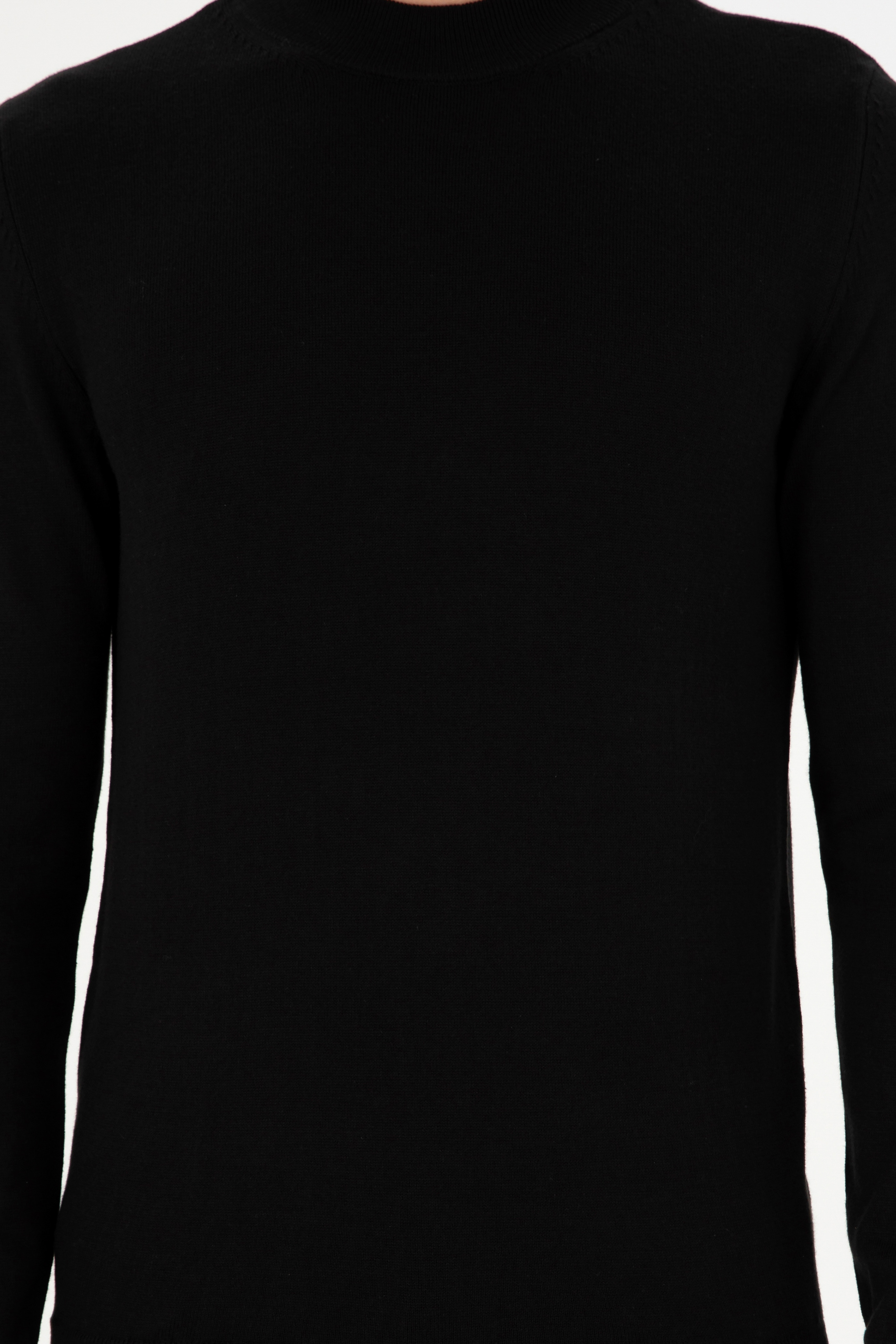 Erkek Slim Fit Çeyrek Balıkçı Yaka Siyah Basic Triko Kazak