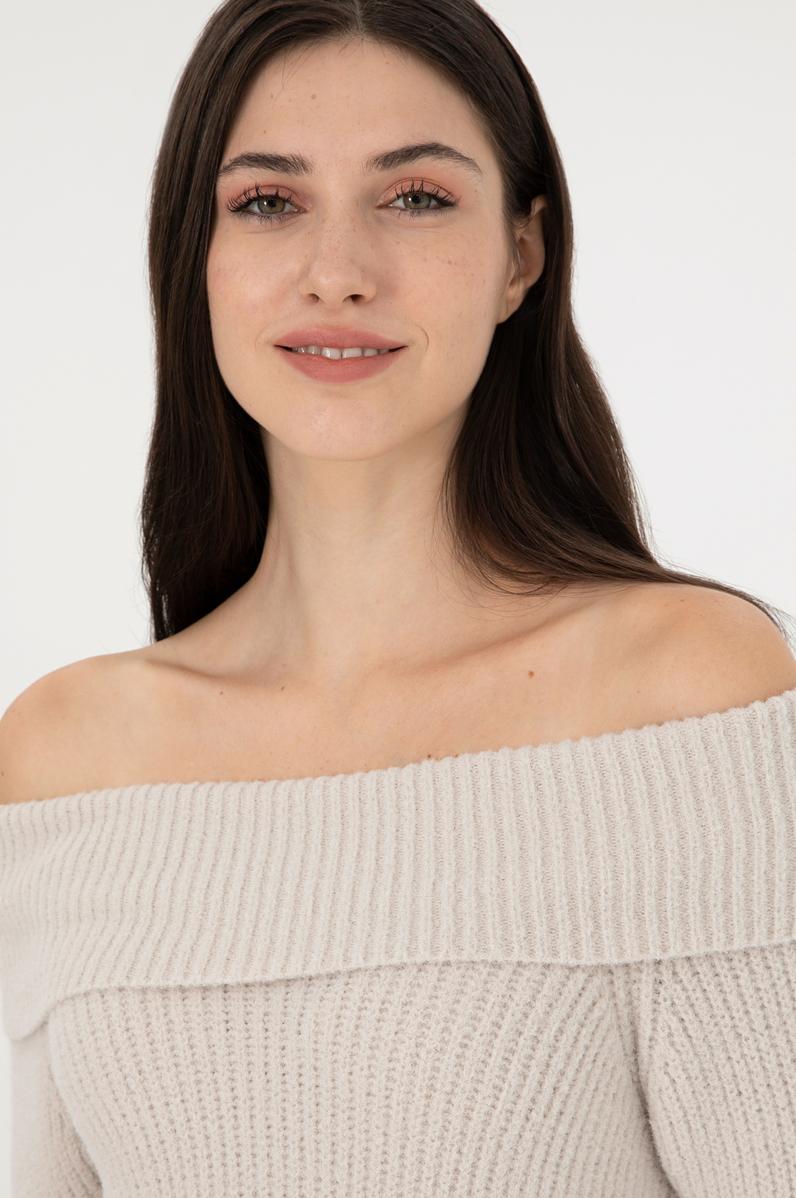 Kadın Taş Kayık Yaka Kazak