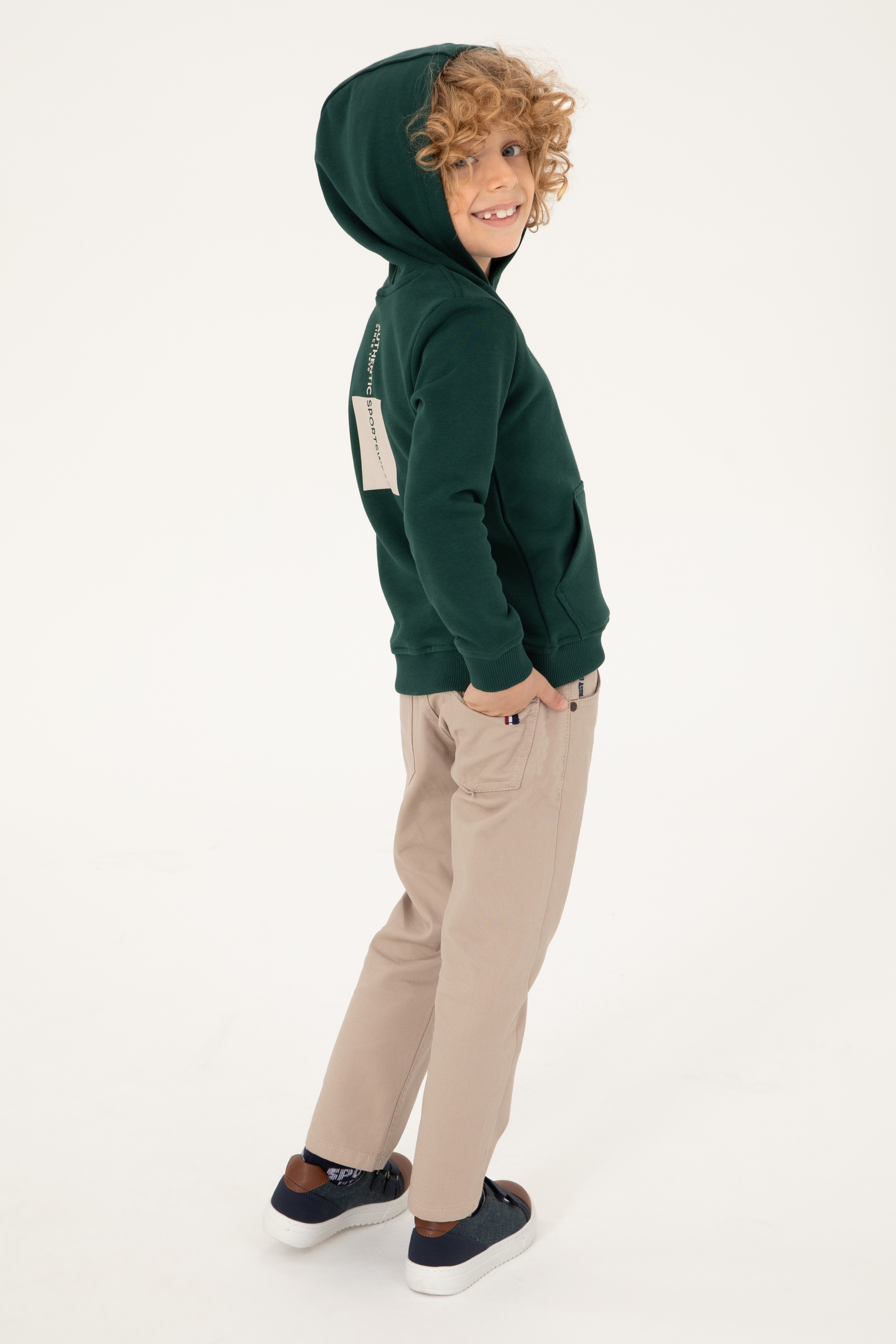 Erkek Çocuk Koyu Yeşil Kapüşonlu Sweatshirt - Image 2