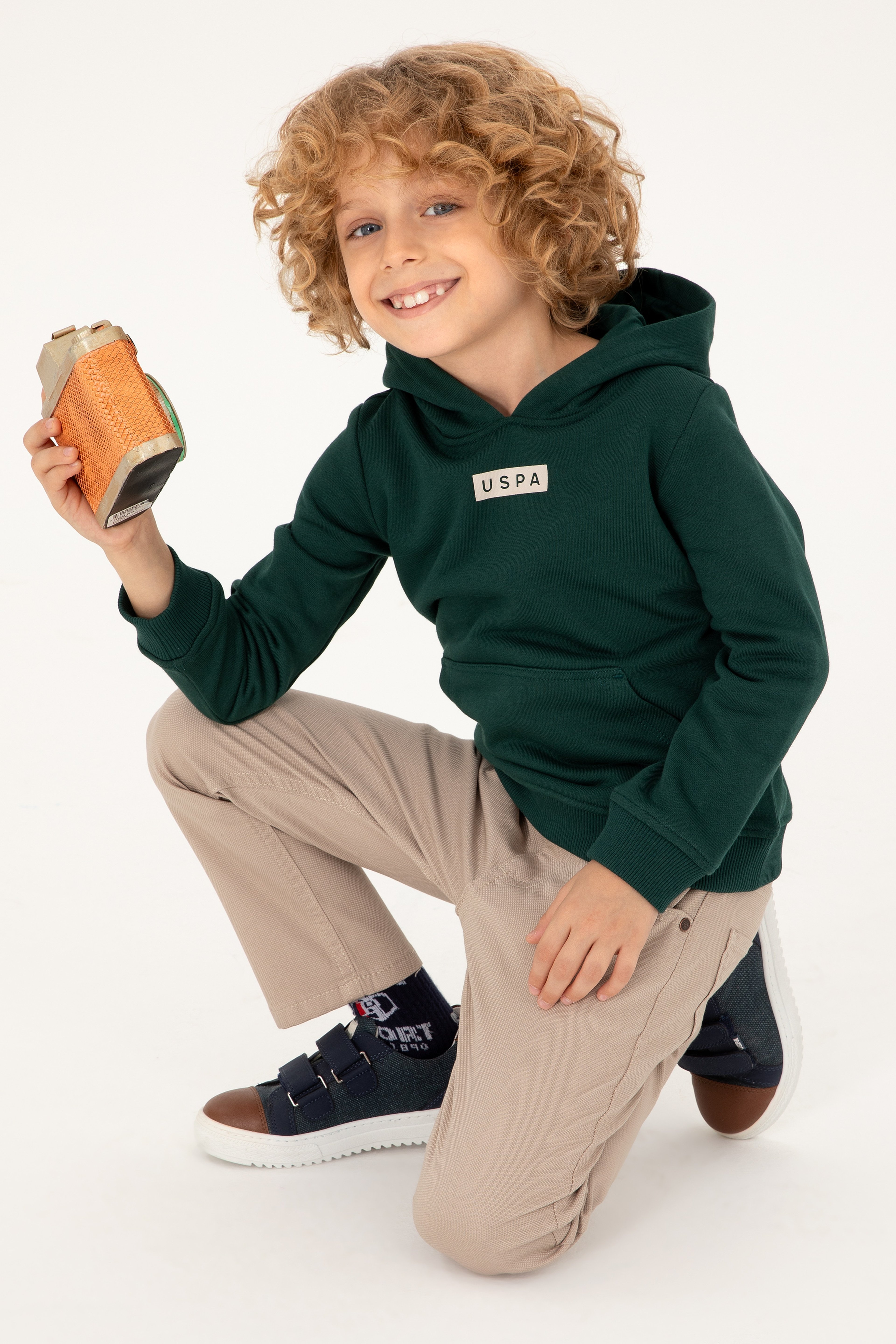 Erkek Çocuk Koyu Yeşil Kapüşonlu Sweatshirt - Image 1