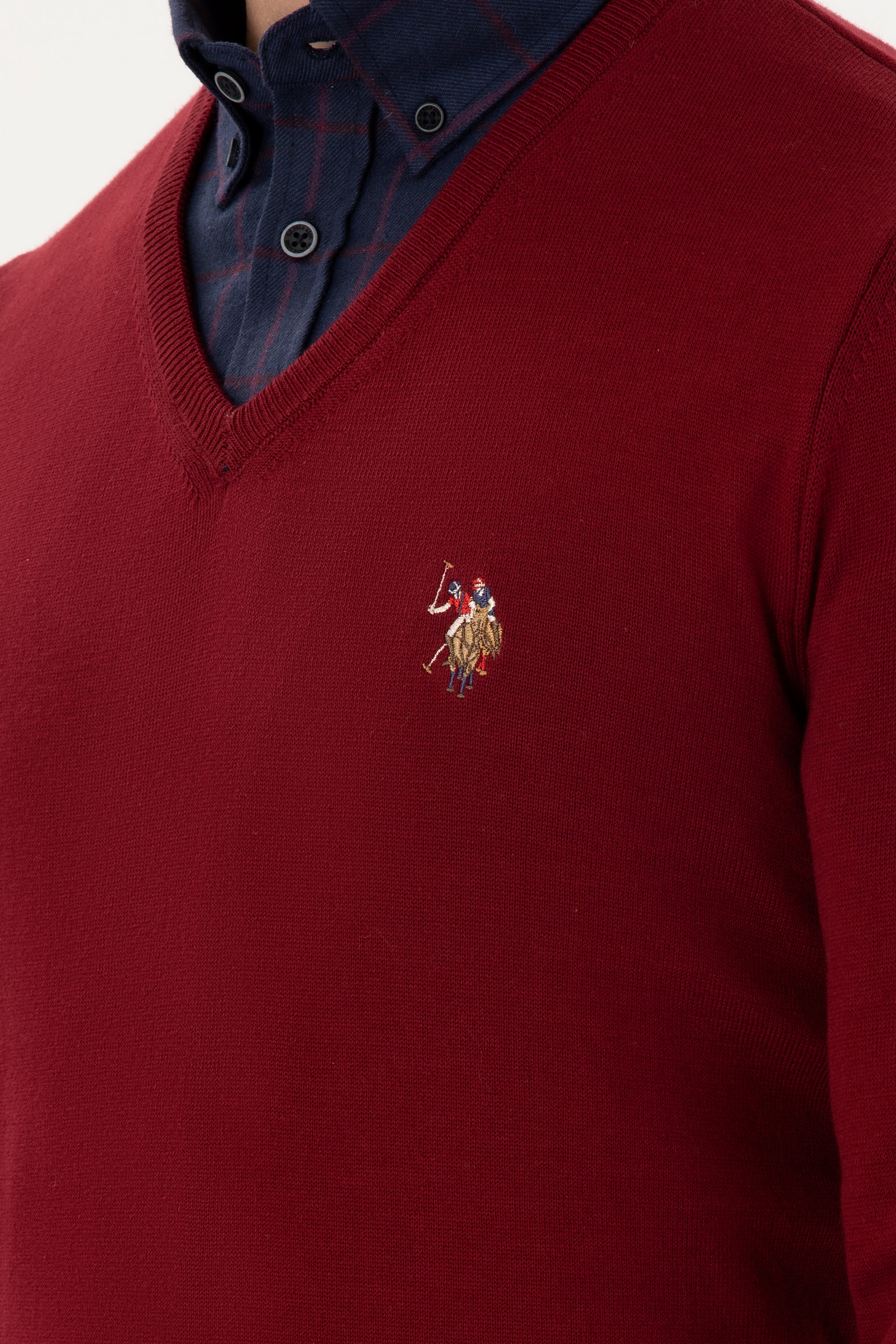 Erkek Slim Fit V Yaka Bordo Basic Kazak - Image 7