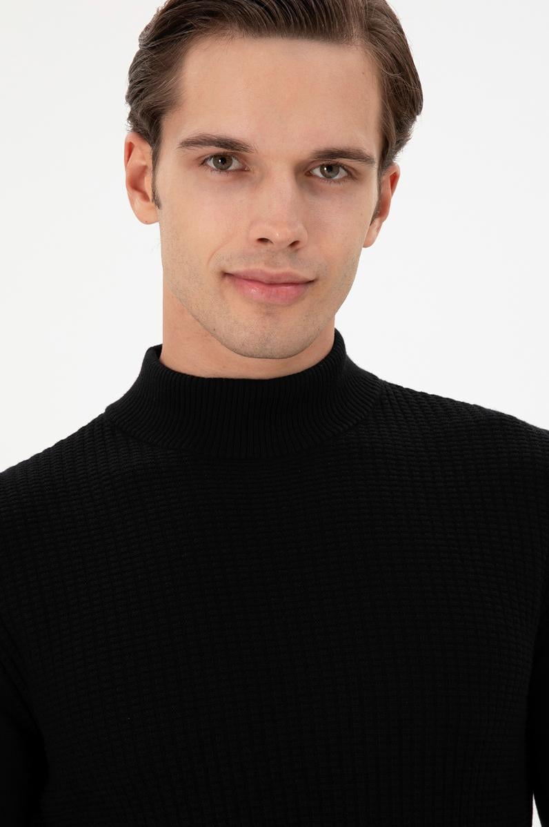 Erkek Slim Fit Yarım Balıkçı Yaka Siyah Kazak