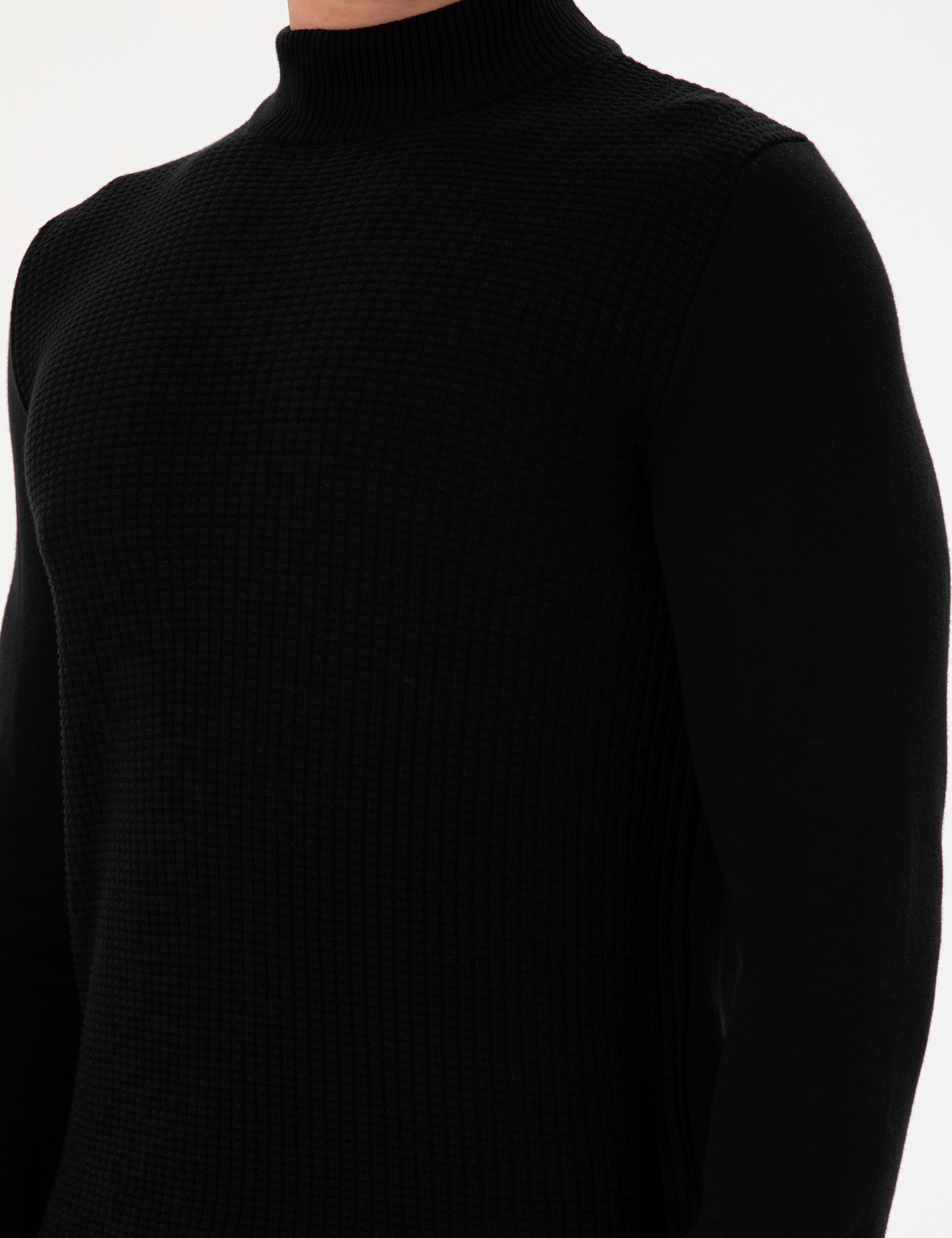 Erkek Slim Fit Yarım Balıkçı Yaka Siyah Kazak - Image 7