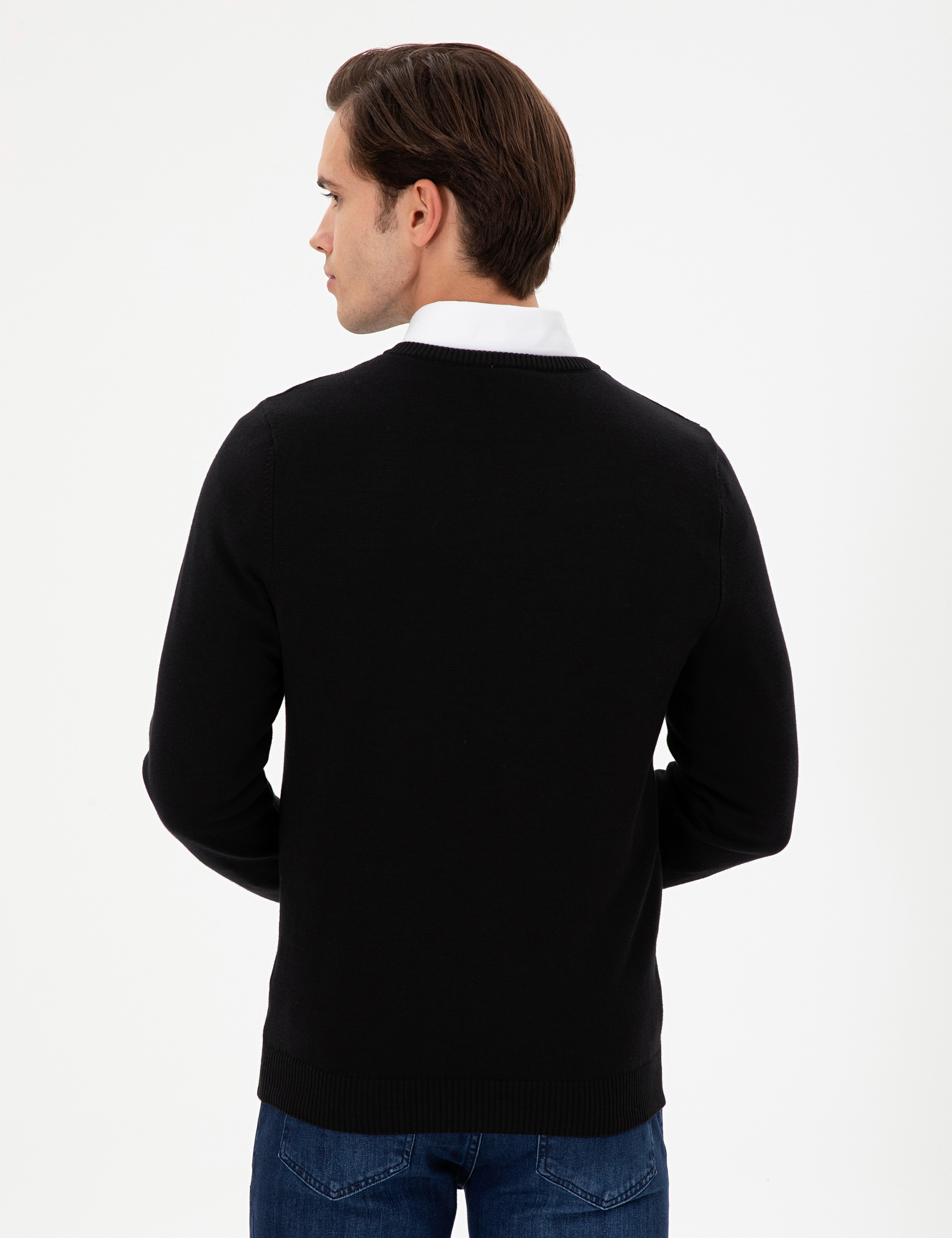 Erkek Slim Fit V Yaka Siyah Basic Kazak - Image 5