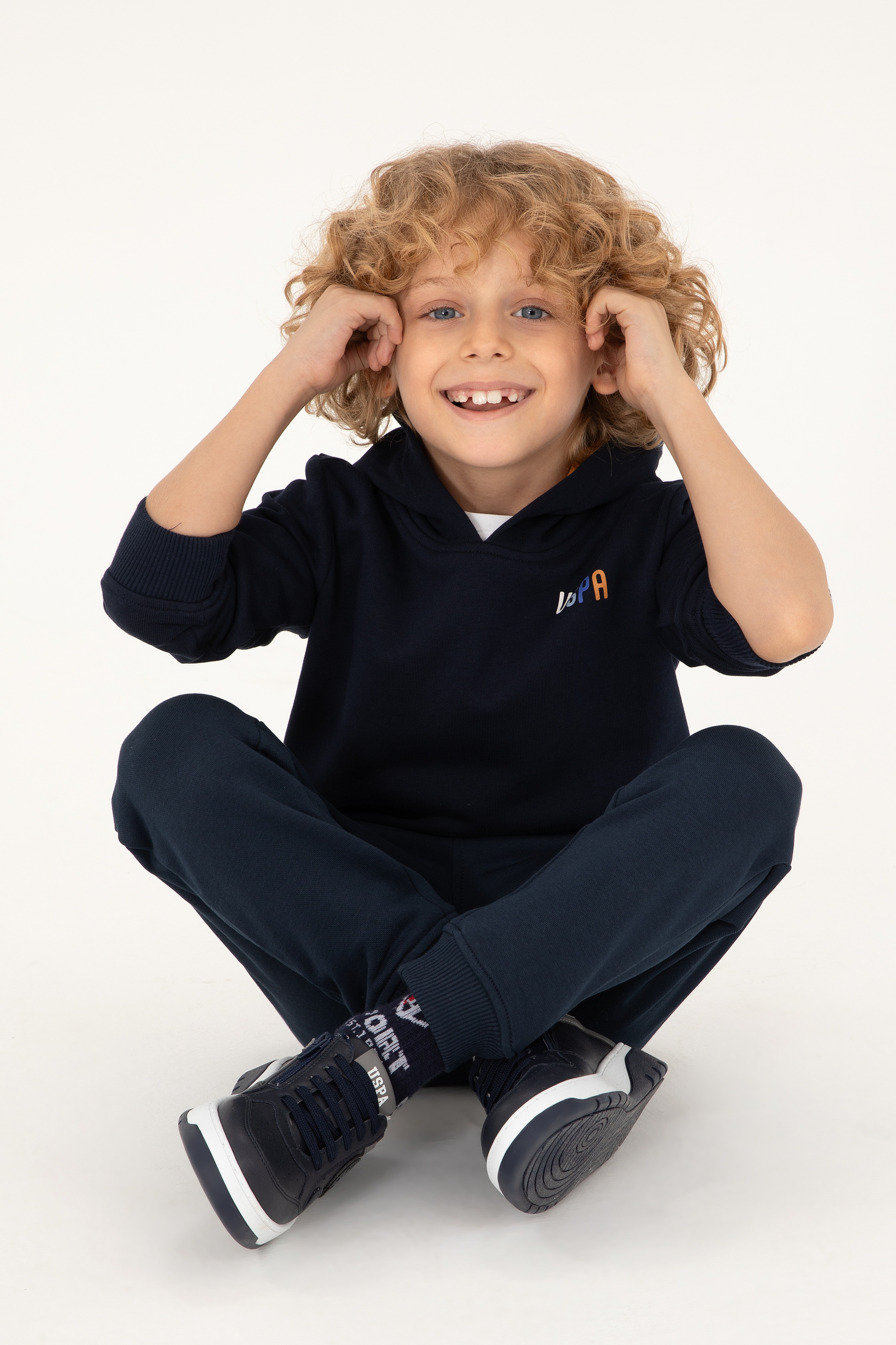 Erkek Çocuk Lacivert Kapüşonlu Sweatshirt - Image 1