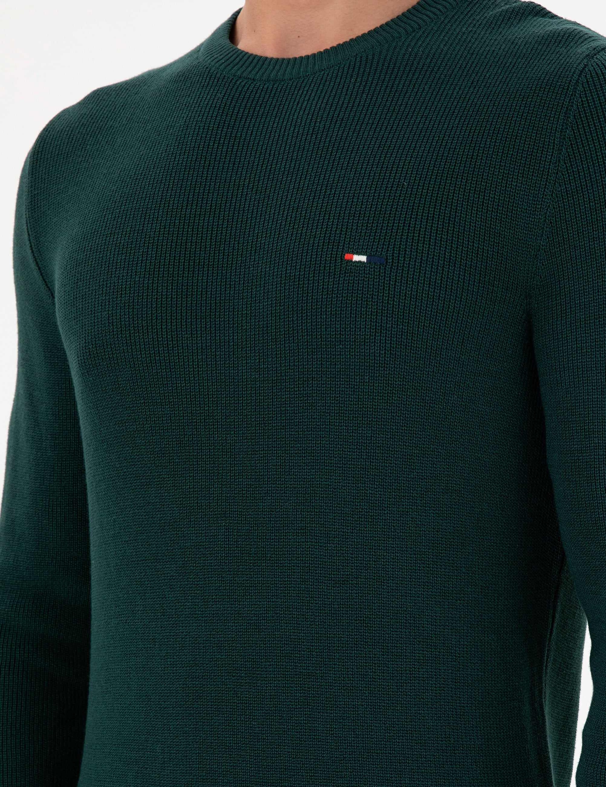 Erkek Slim Fit Bisiklet Yaka Koyu Yeşil Basic Kazak