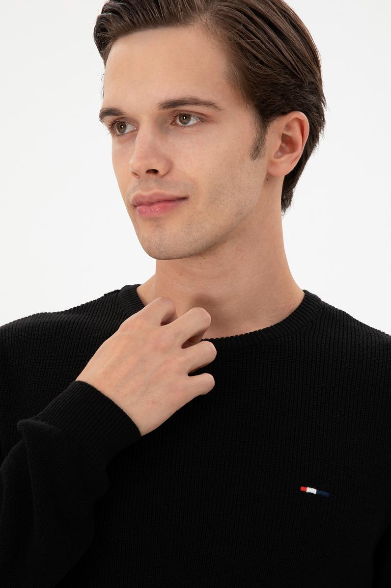 Erkek Slim Fit Bisiklet Yaka Siyah Basic Kazak